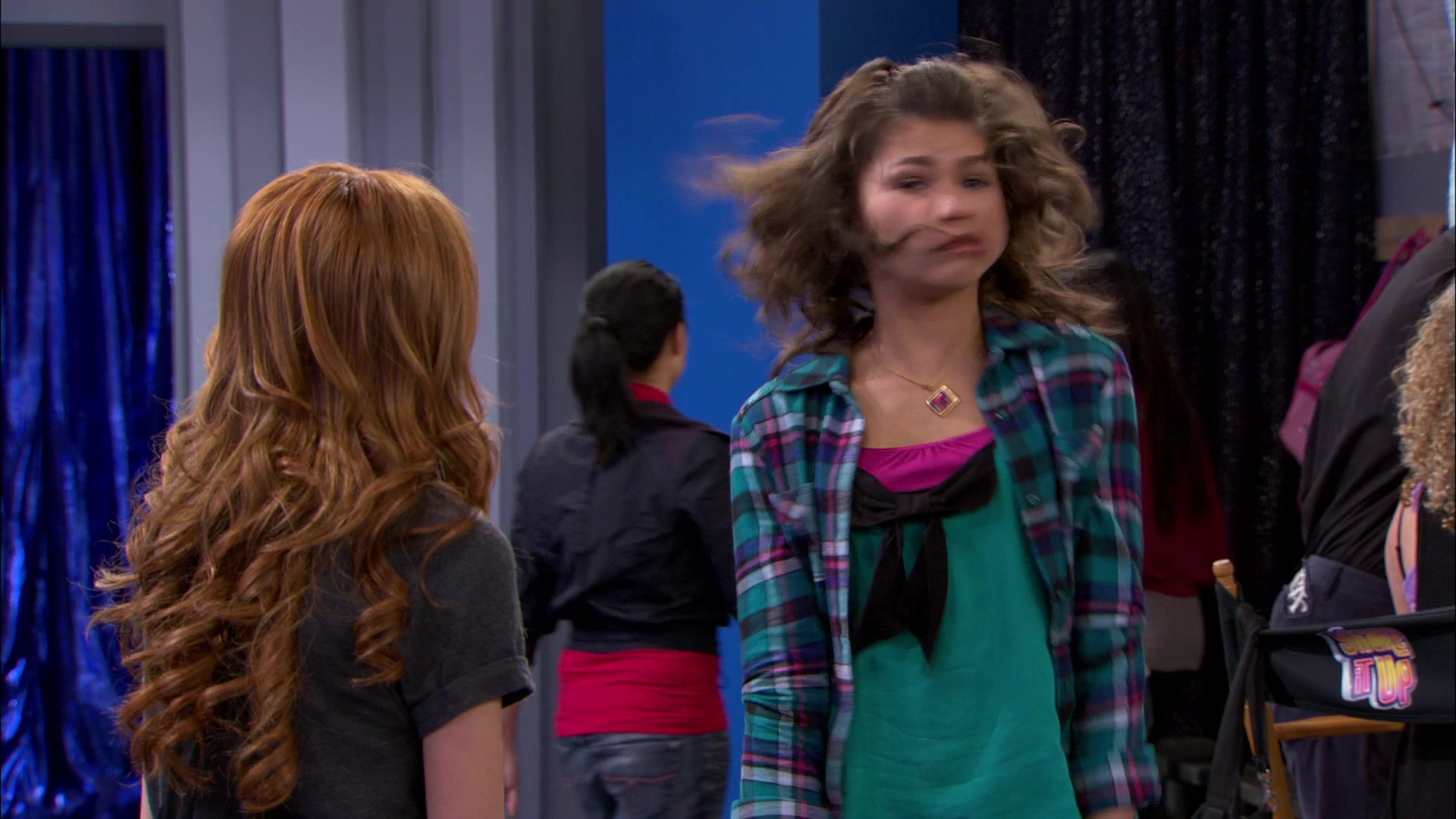 Shake_It_Up_S01E21_1080p_BTD_001624.jpg
