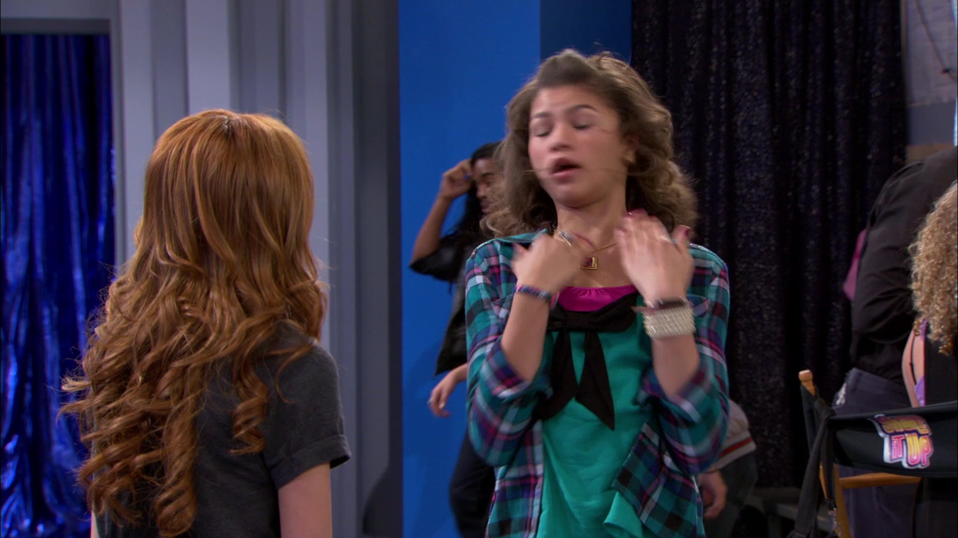 Shake_It_Up_S01E21_1080p_BTD_001626.jpg