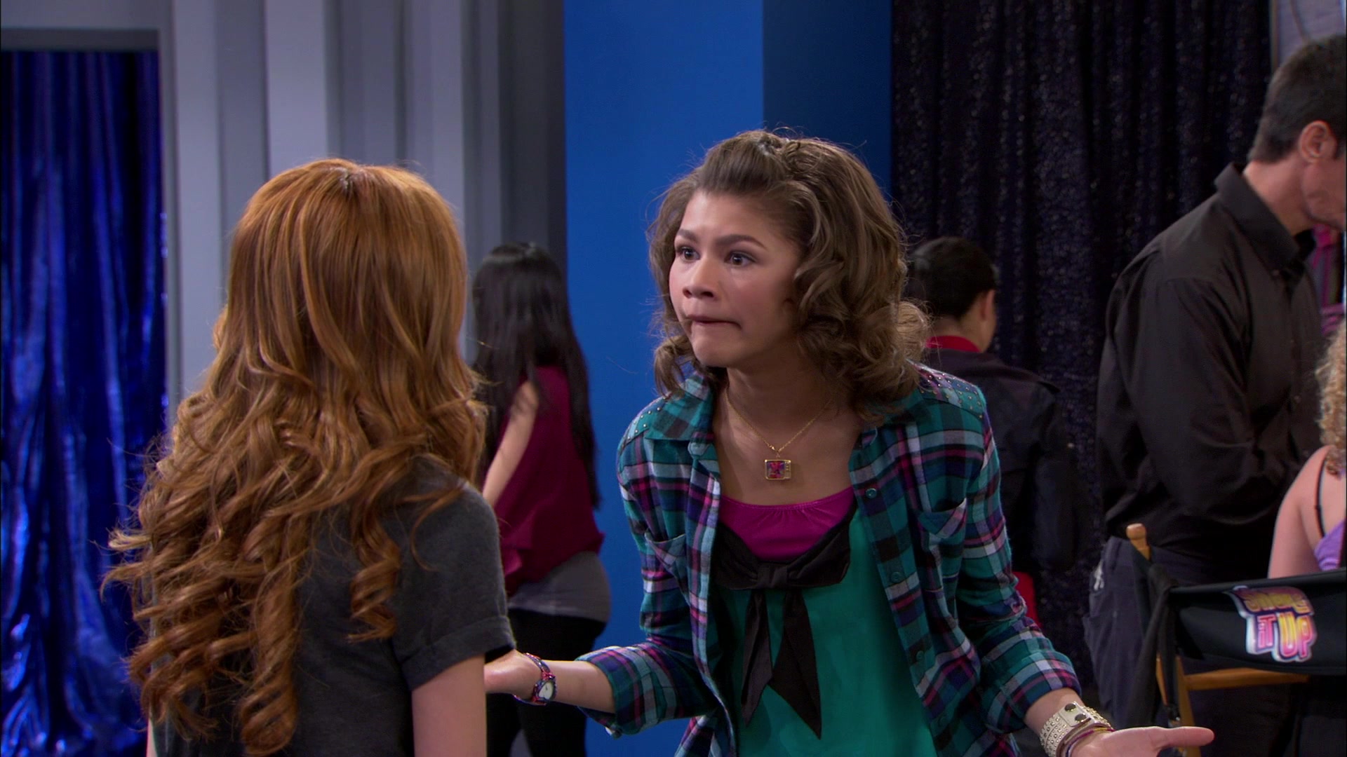 Shake_It_Up_S01E21_1080p_BTD_001628.jpg