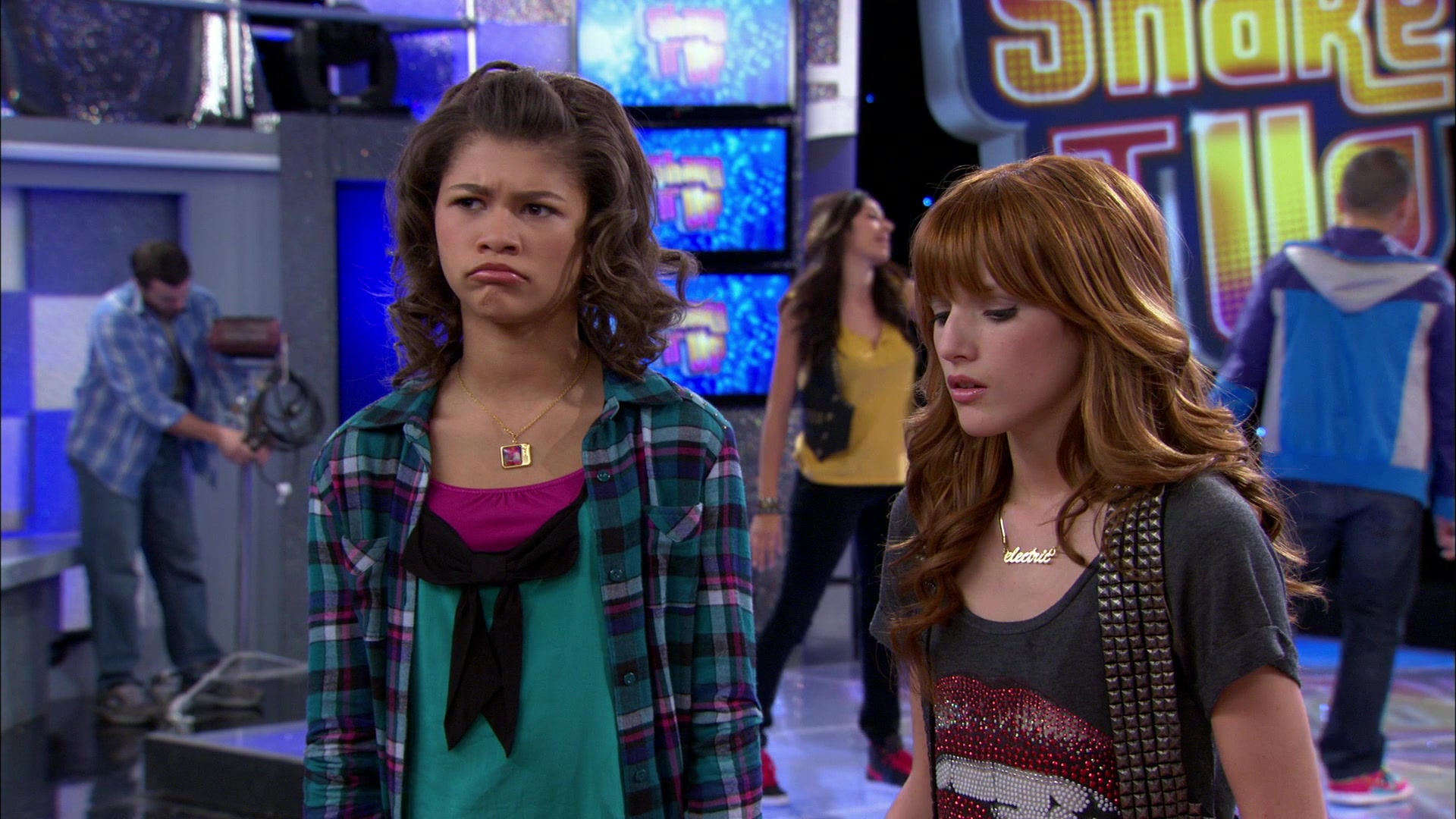 Shake_It_Up_S01E21_1080p_BTD_001656.jpg Shake_It_Up_S01E21_1080p_BTD_001656.jpg