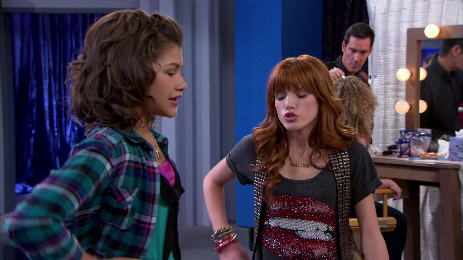 Shake_It_Up_S01E21_1080p_BTD_001682.jpg
