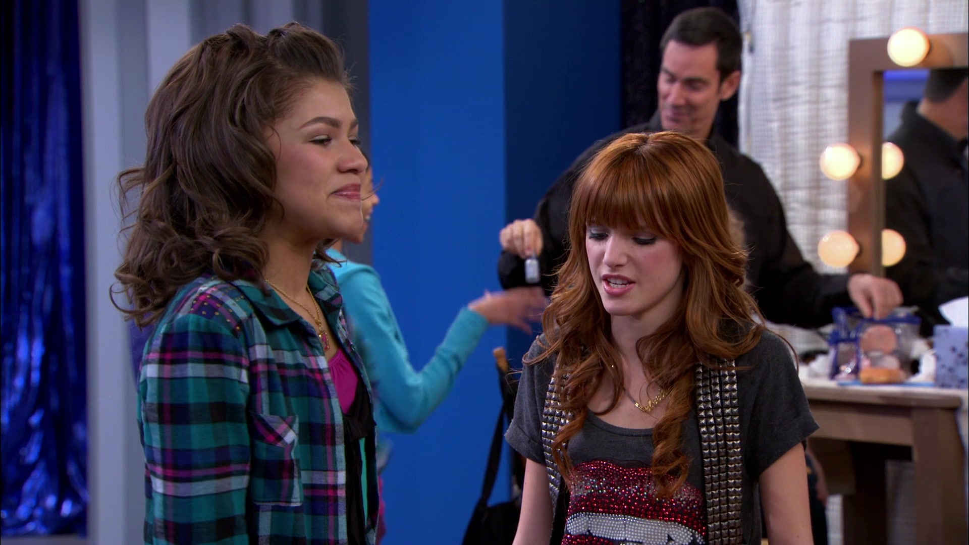 Shake_It_Up_S01E21_1080p_BTD_001718.jpg
