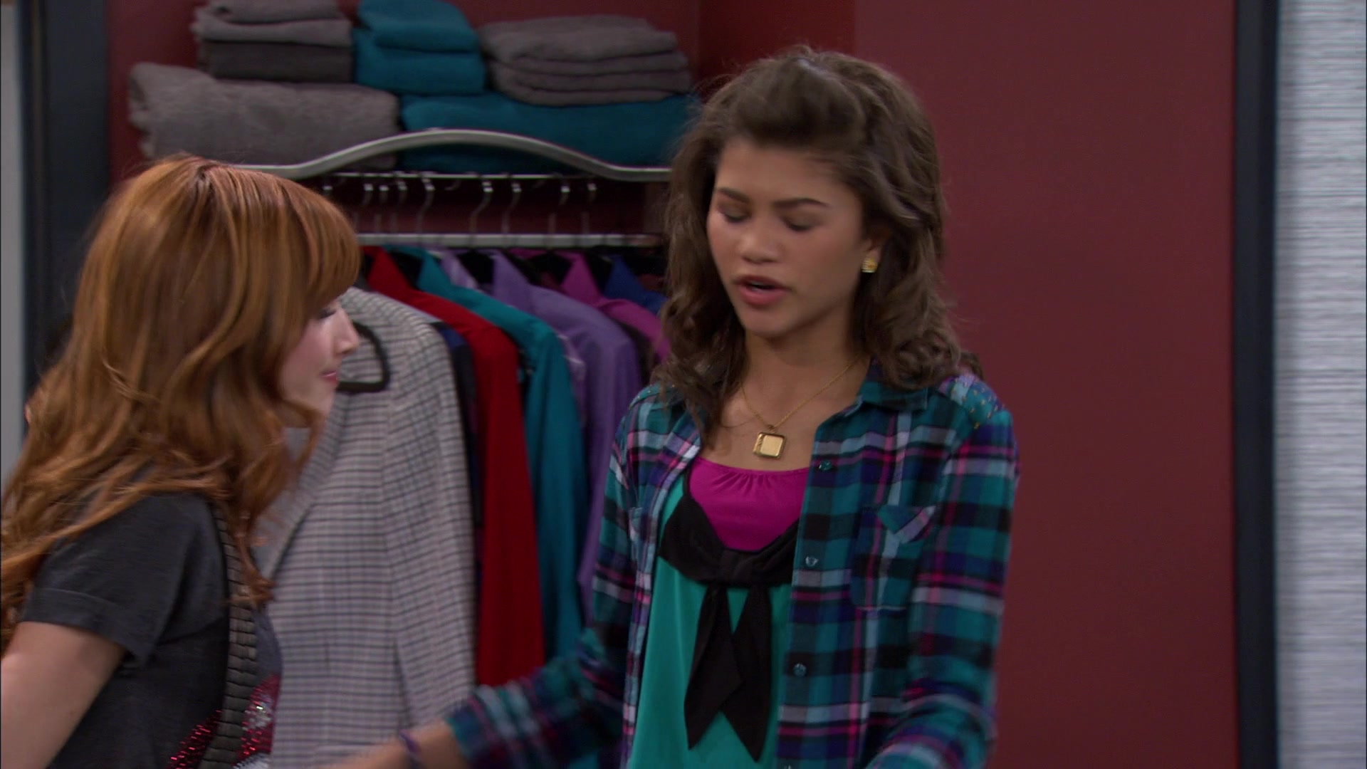 Shake_It_Up_S01E21_1080p_BTD_002107.jpg Shake_It_Up_S01E21_1080p_BTD_002107.jpg