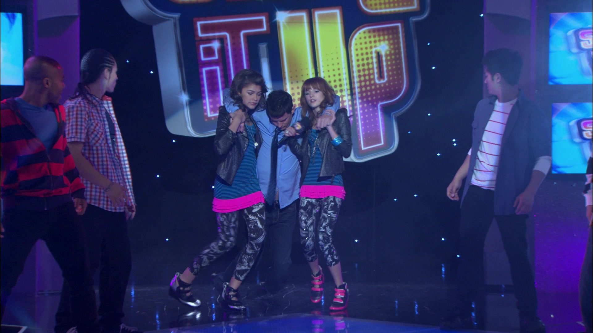 Shake_It_Up_S01E21_1080p_BTD_002155.jpg