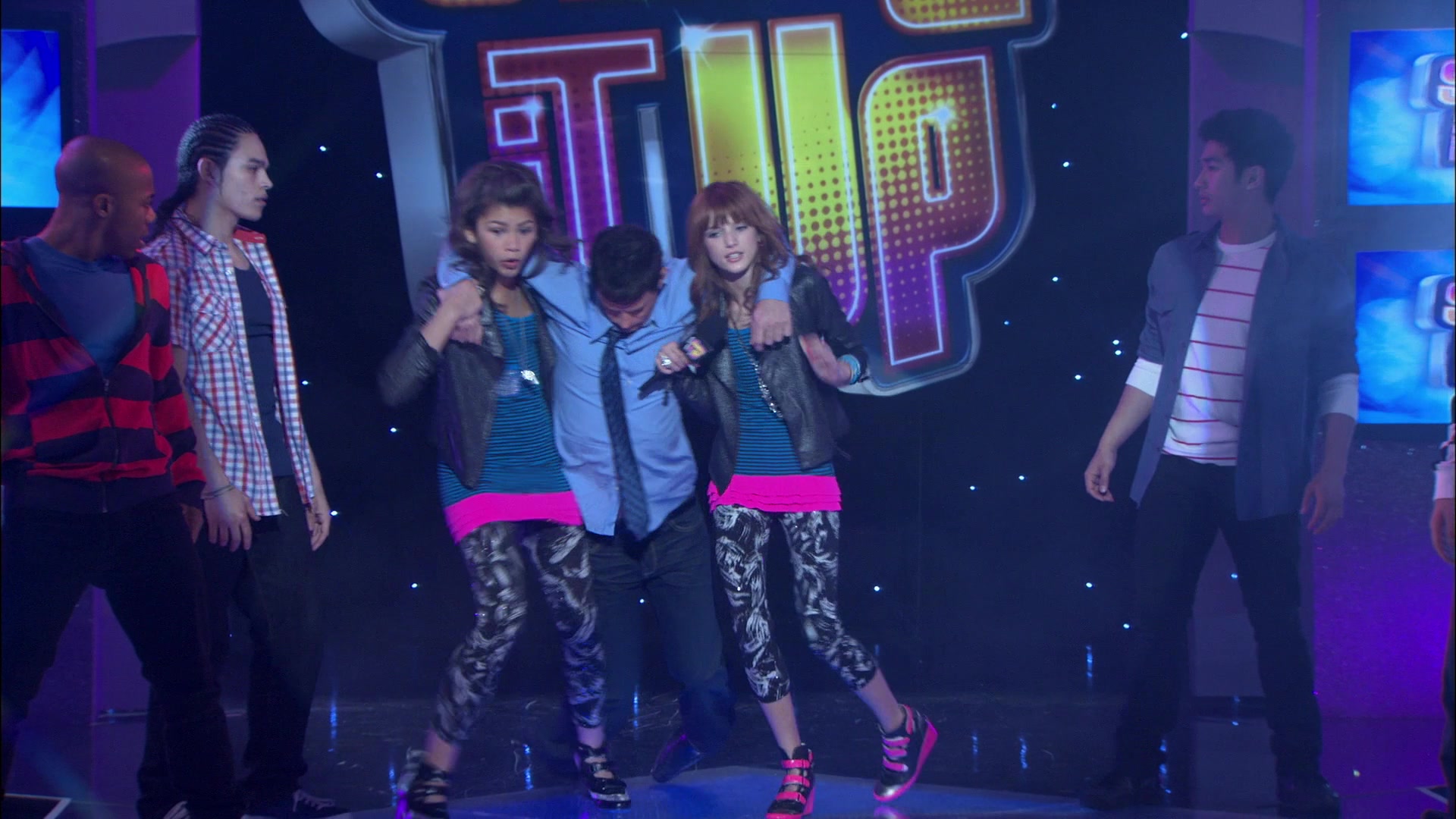 Shake_It_Up_S01E21_1080p_BTD_002158.jpg