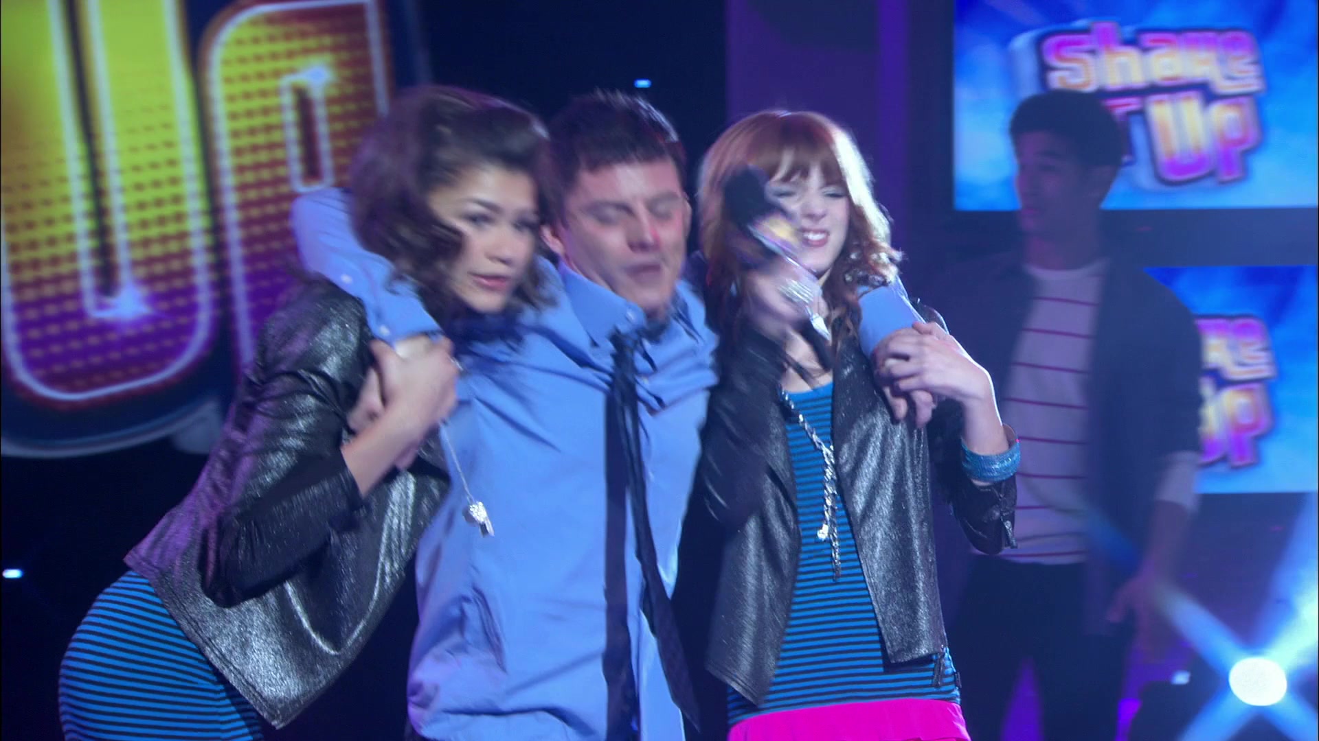 Shake_It_Up_S01E21_1080p_BTD_002165.jpg