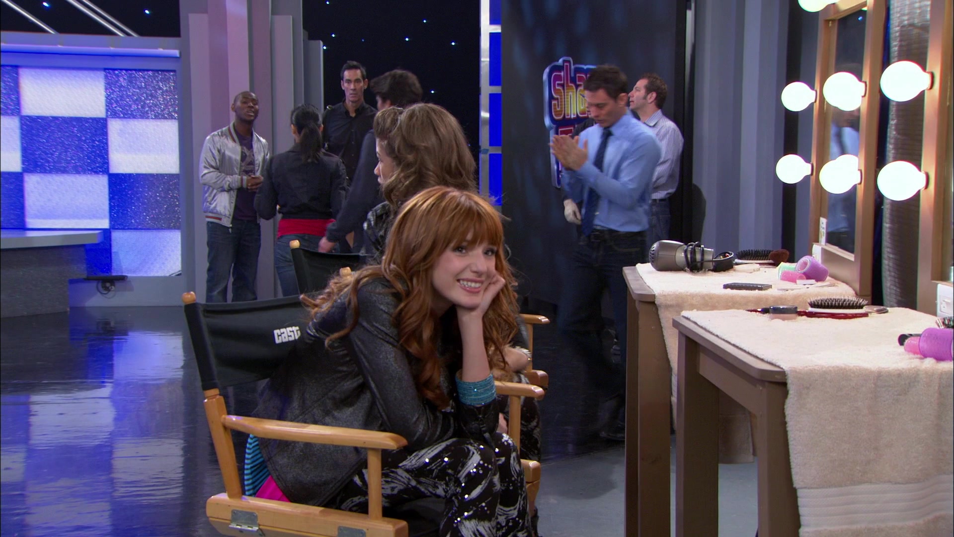 Shake_It_Up_S01E21_1080p_BTD_002437.jpg