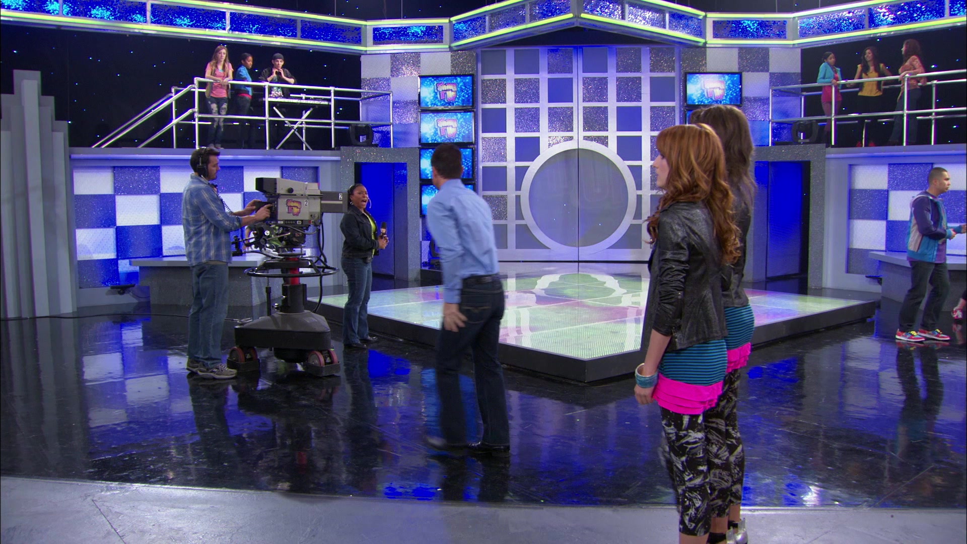 Shake_It_Up_S01E21_1080p_BTD_002466.jpg