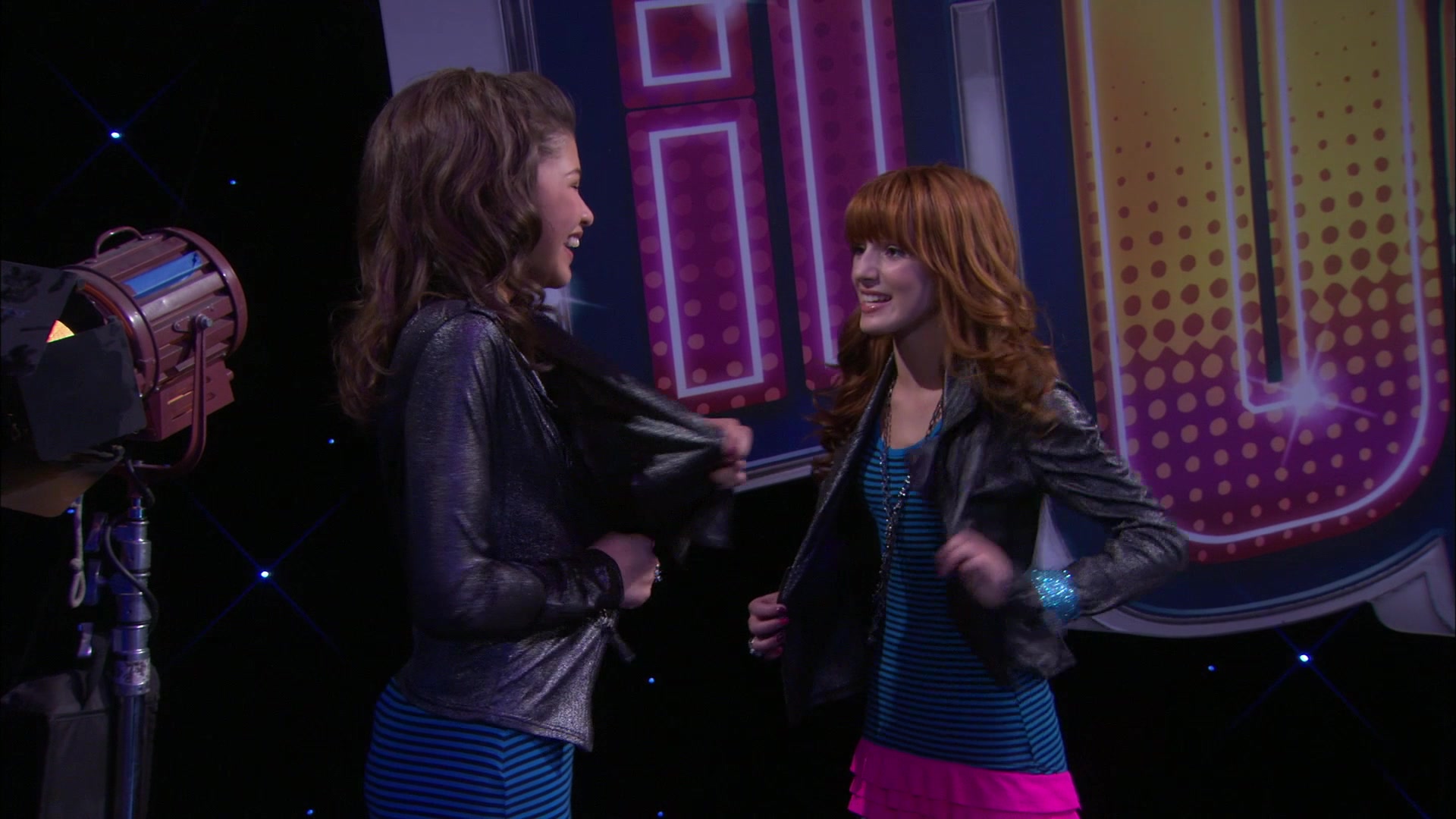 Shake_It_Up_S01E21_1080p_BTD_002863.jpg Shake_It_Up_S01E21_1080p_BTD_002863.jpg