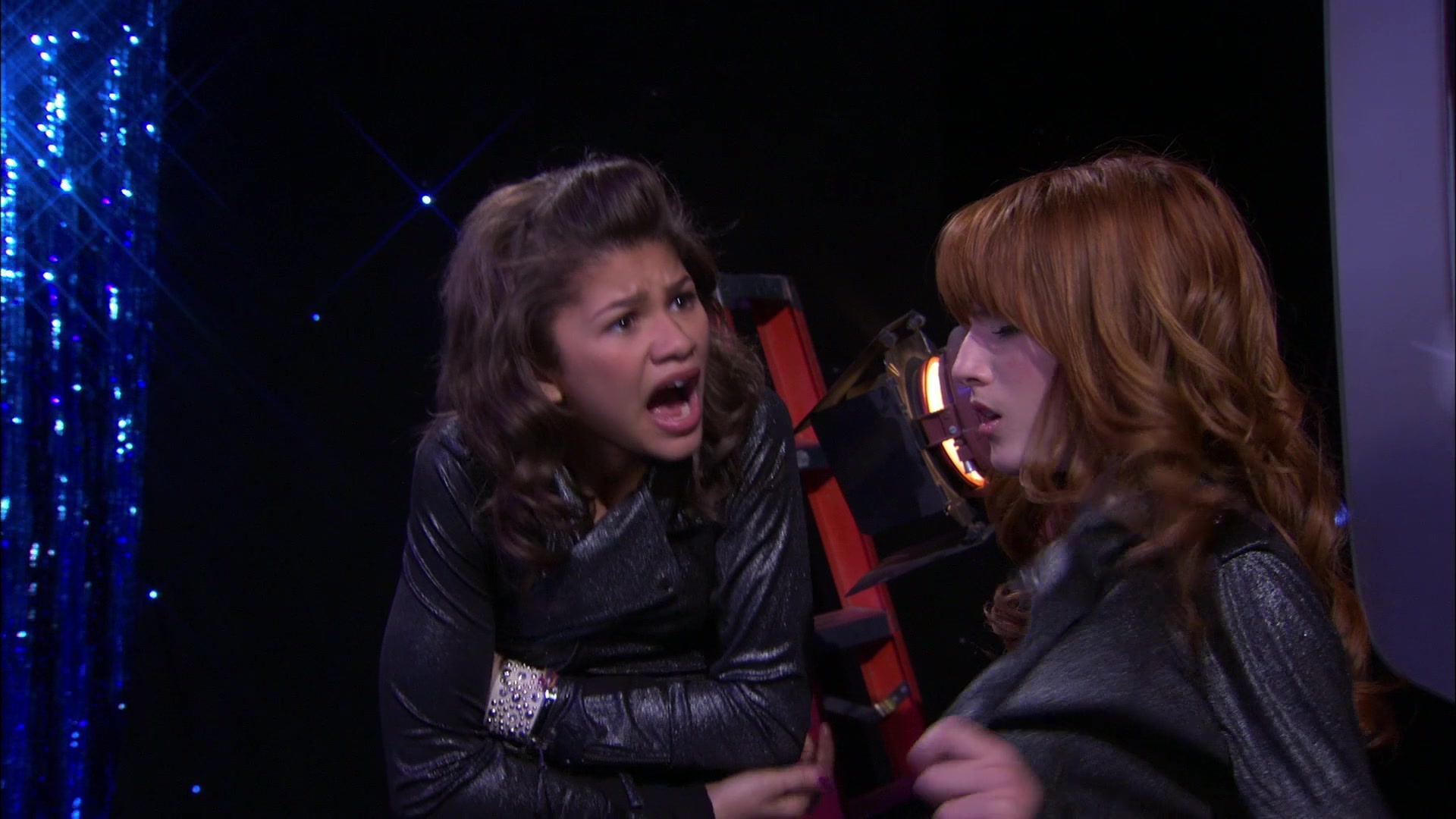 Shake_It_Up_S01E21_1080p_BTD_002876.jpg