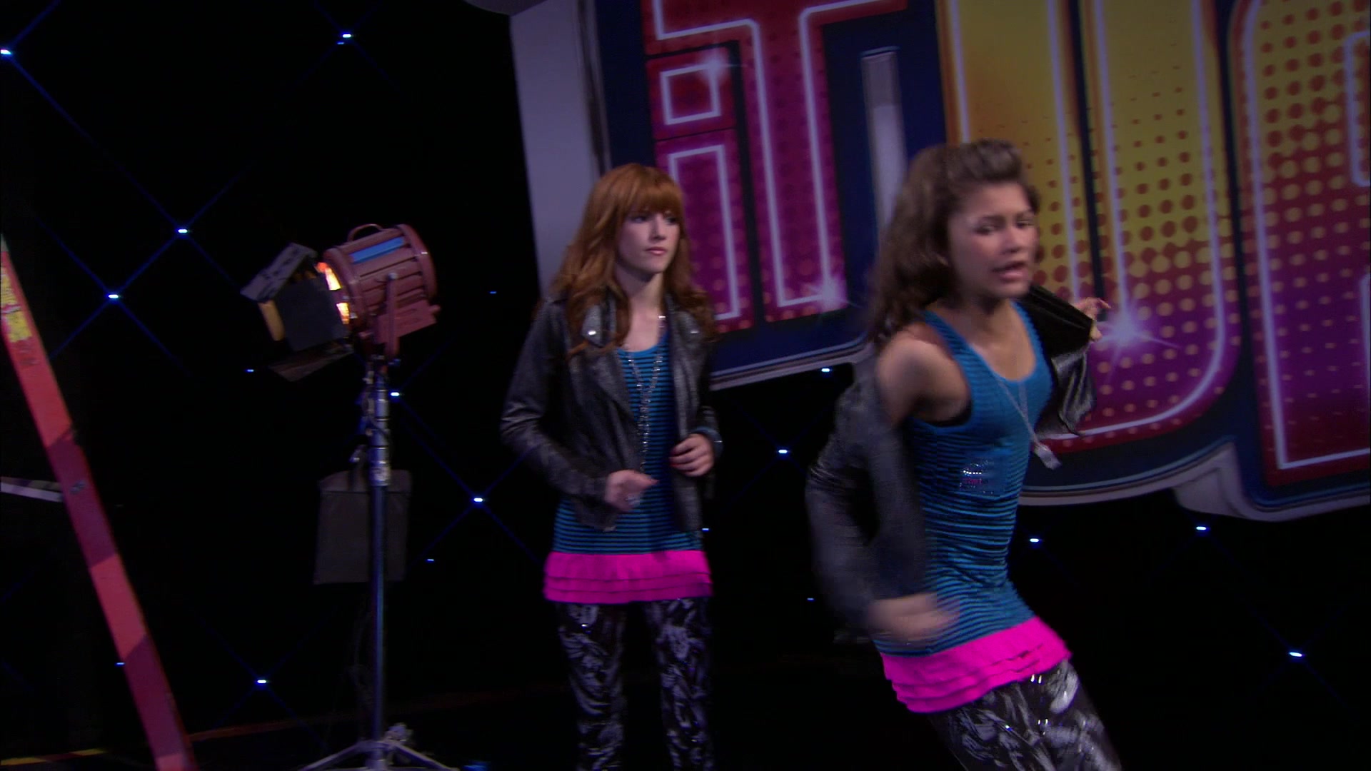 Shake_It_Up_S01E21_1080p_BTD_002881.jpg Shake_It_Up_S01E21_1080p_BTD_002881.jpg