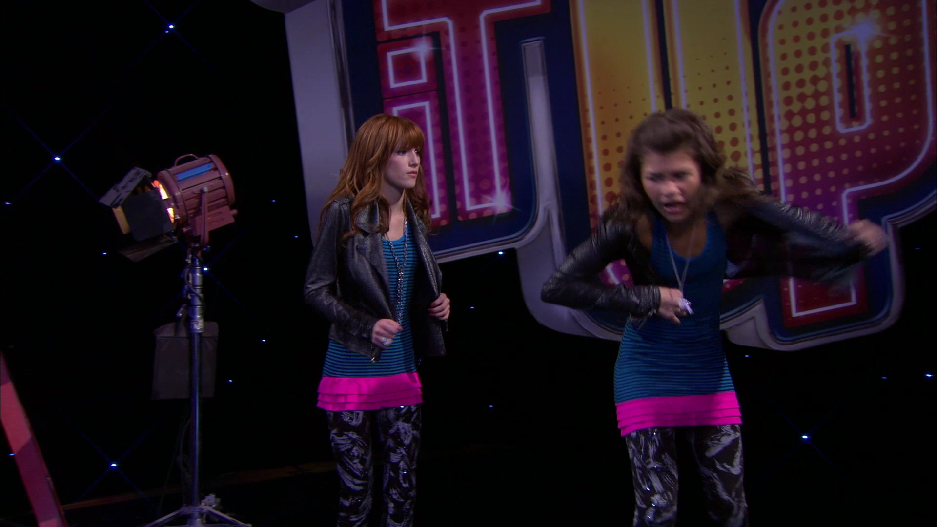 Shake_It_Up_S01E21_1080p_BTD_002882.jpg