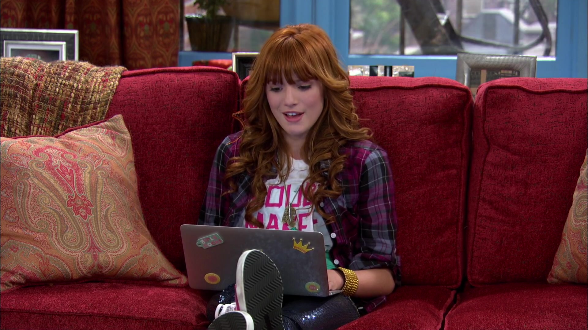 Shake_It_Up_S02E01_Shrink_It_Up_1080p_BTD_000051.jpg