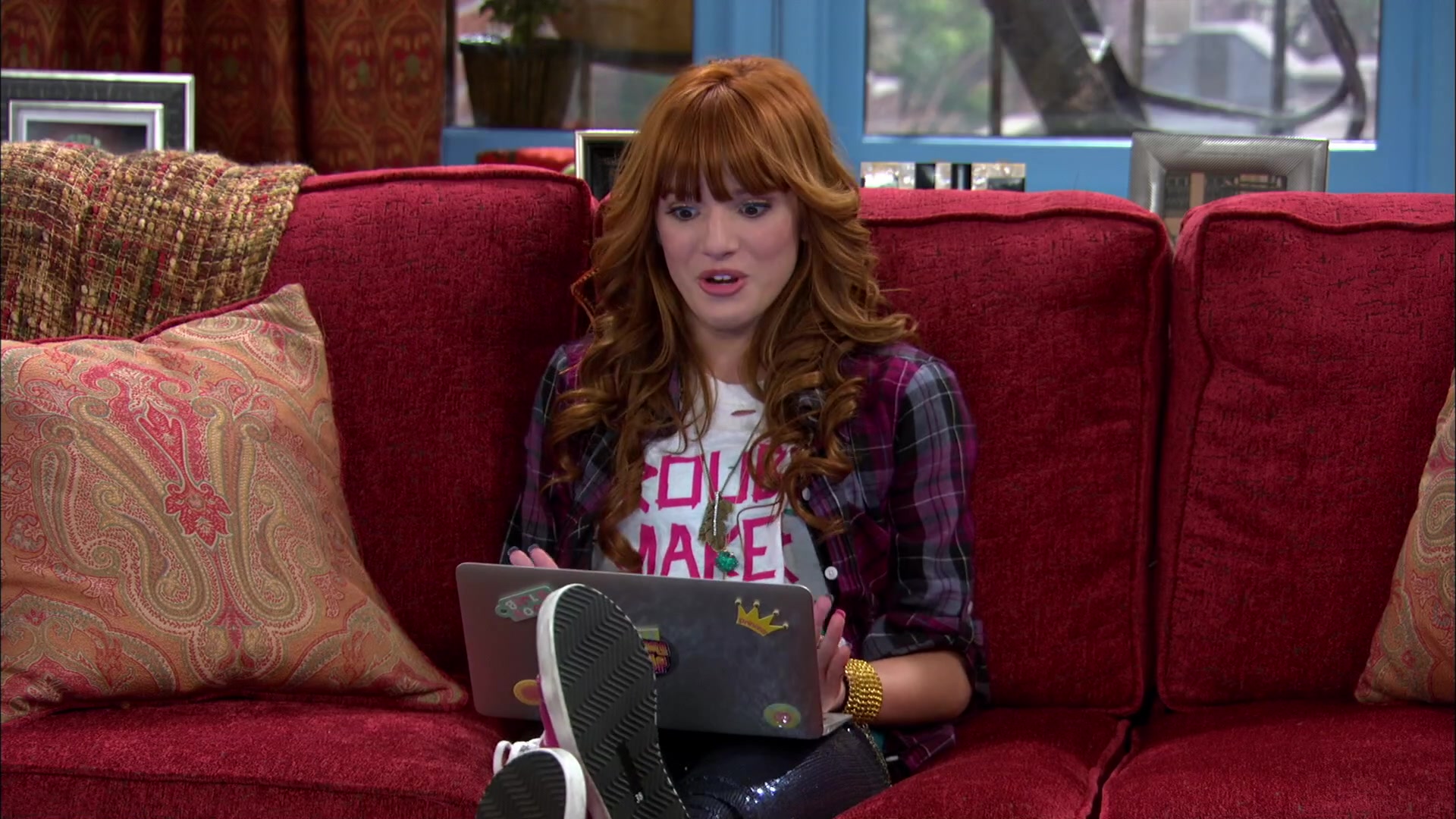 Shake_It_Up_S02E01_Shrink_It_Up_1080p_BTD_000053.jpg Shake_It_Up_S02E01_Shrink_It_Up_1080p_BTD_000053.jpg