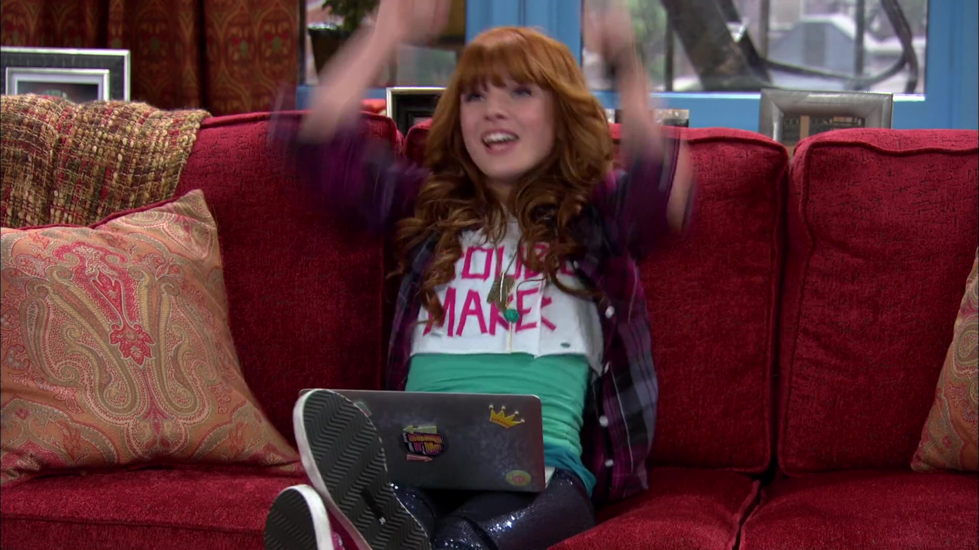 Shake_It_Up_S02E01_Shrink_It_Up_1080p_BTD_000060.jpg Shake_It_Up_S02E01_Shrink_It_Up_1080p_BTD_000060.jpg