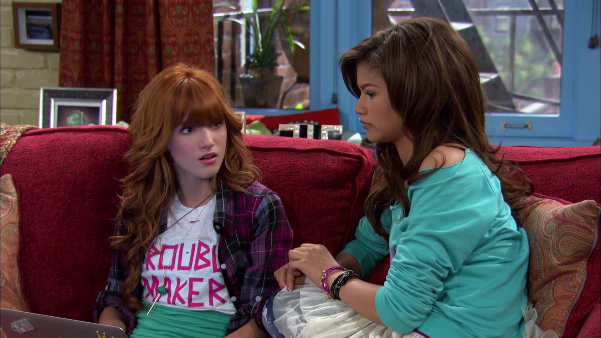 Shake_It_Up_S02E01_Shrink_It_Up_1080p_BTD_000083.jpg Shake_It_Up_S02E01_Shrink_It_Up_1080p_BTD_000083.jpg