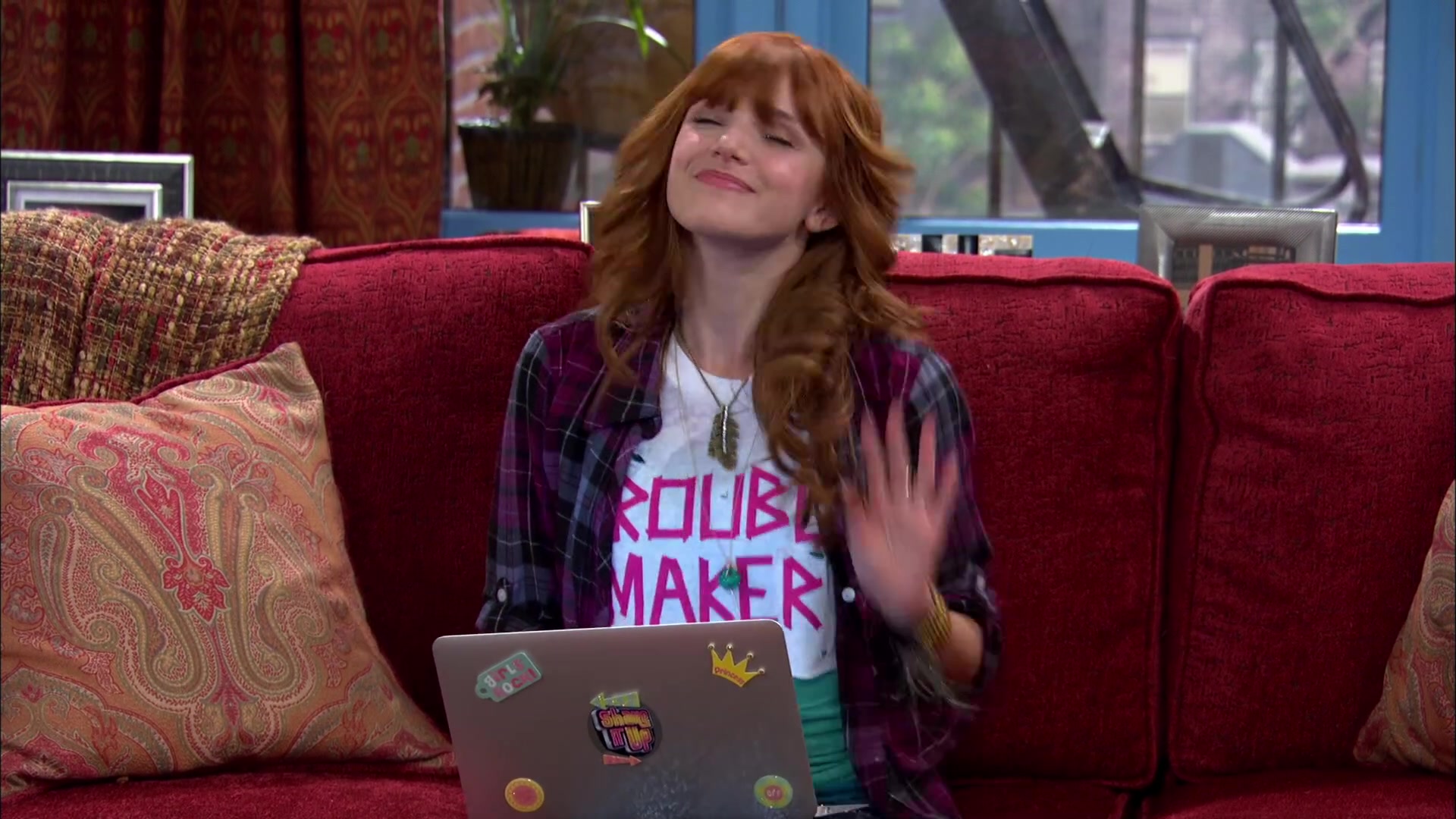 Shake_It_Up_S02E01_Shrink_It_Up_1080p_BTD_000152.jpg Shake_It_Up_S02E01_Shrink_It_Up_1080p_BTD_000152.jpg