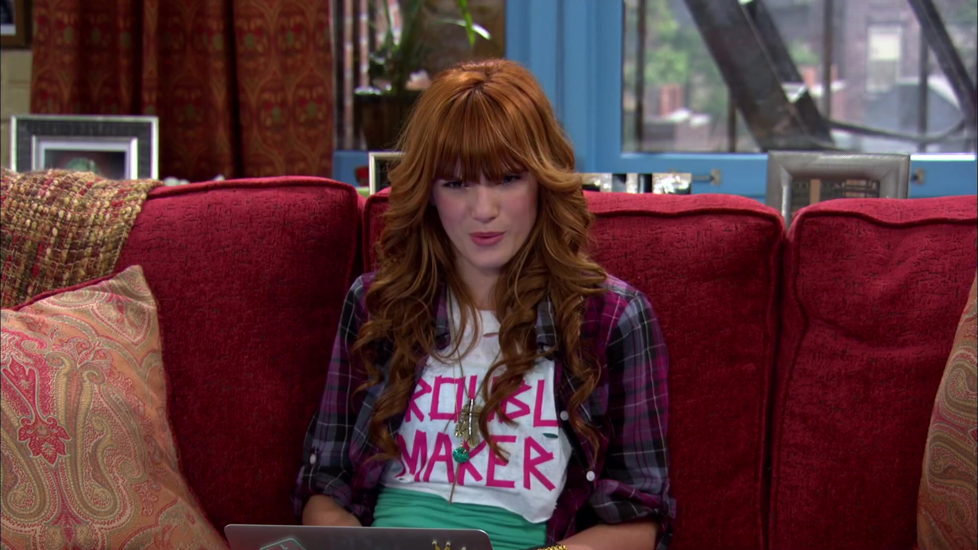 Shake_It_Up_S02E01_Shrink_It_Up_1080p_BTD_000162.jpg Shake_It_Up_S02E01_Shrink_It_Up_1080p_BTD_000162.jpg