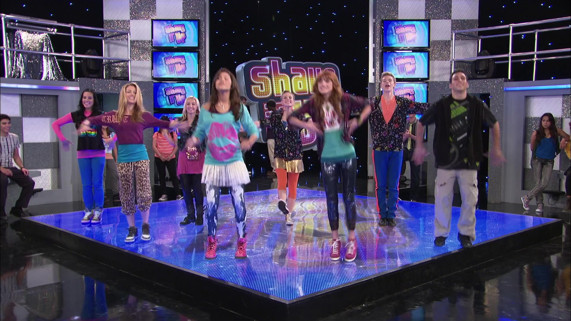 Shake_It_Up_S02E01_Shrink_It_Up_1080p_BTD_000357.jpg Shake_It_Up_S02E01_Shrink_It_Up_1080p_BTD_000357.jpg