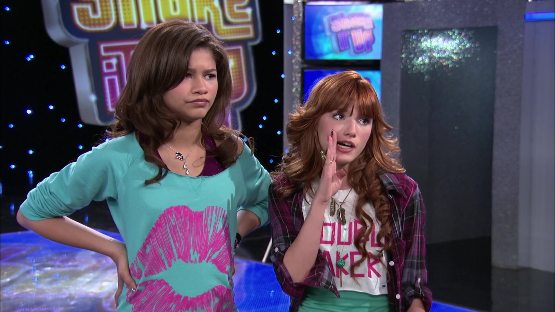 Shake_It_Up_S02E01_Shrink_It_Up_1080p_BTD_000524.jpg
