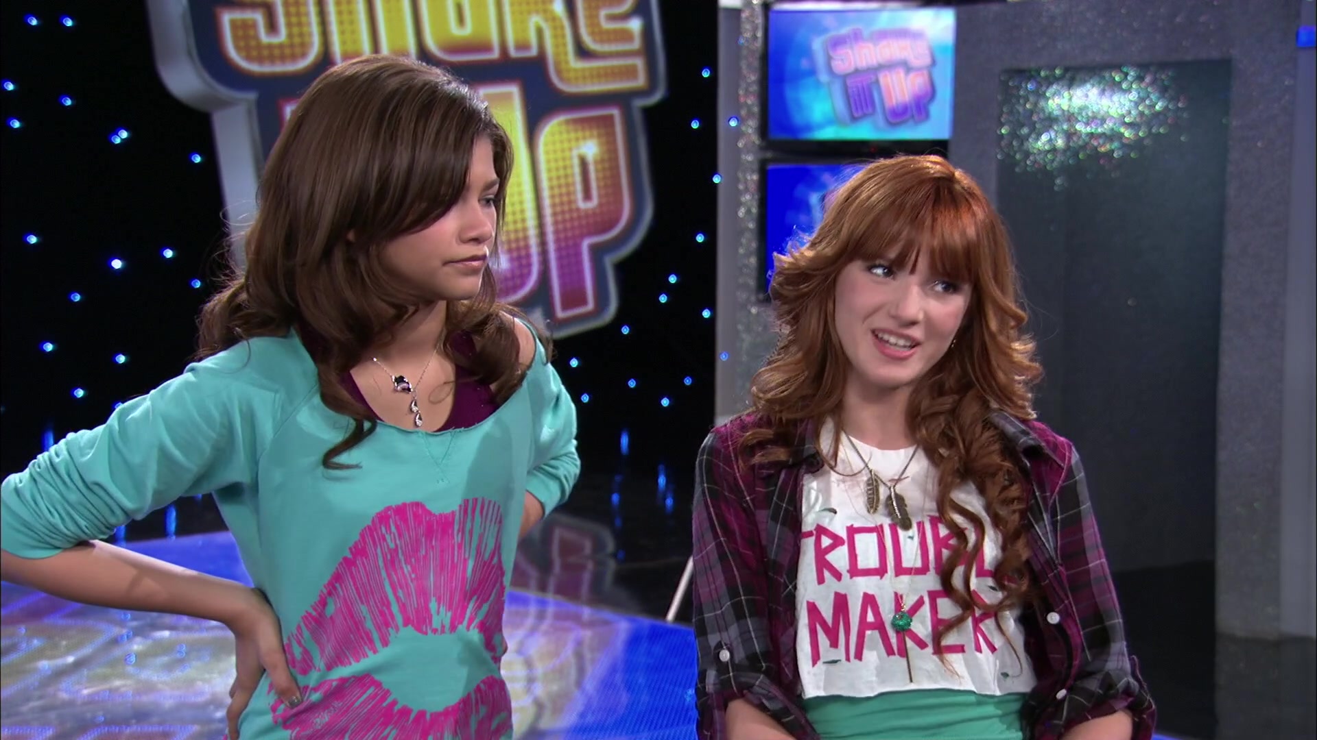 Shake_It_Up_S02E01_Shrink_It_Up_1080p_BTD_000534.jpg