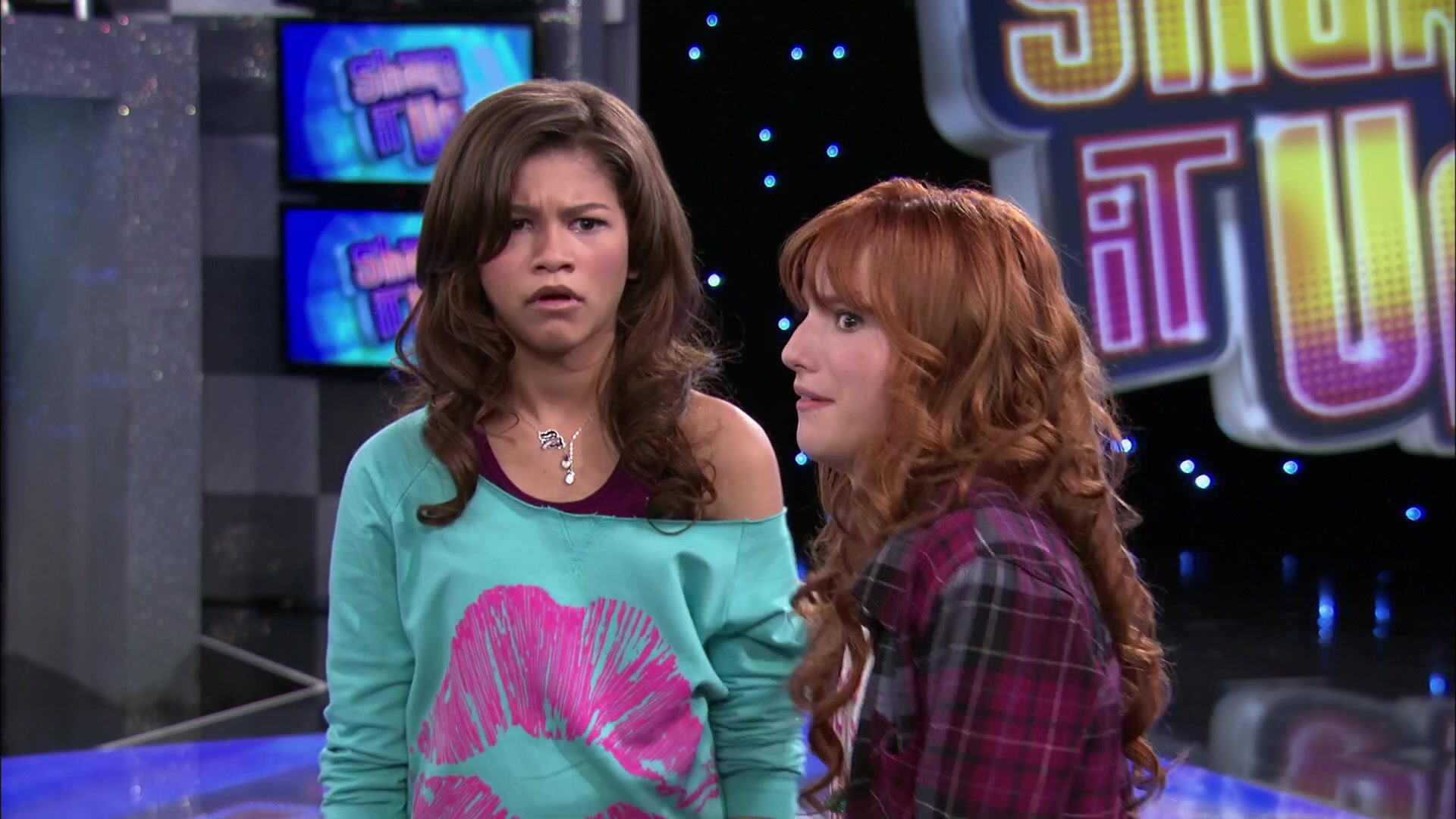 Shake_It_Up_S02E01_Shrink_It_Up_1080p_BTD_000603.jpg