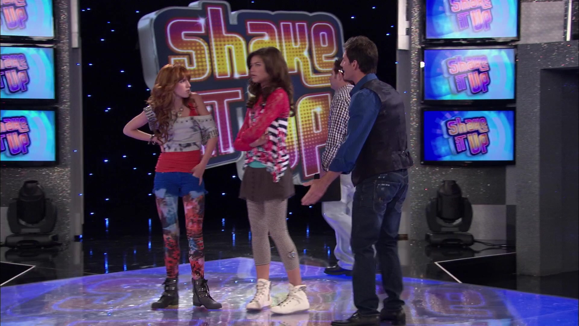 Shake_It_Up_S02E01_Shrink_It_Up_1080p_BTD_001636.jpg