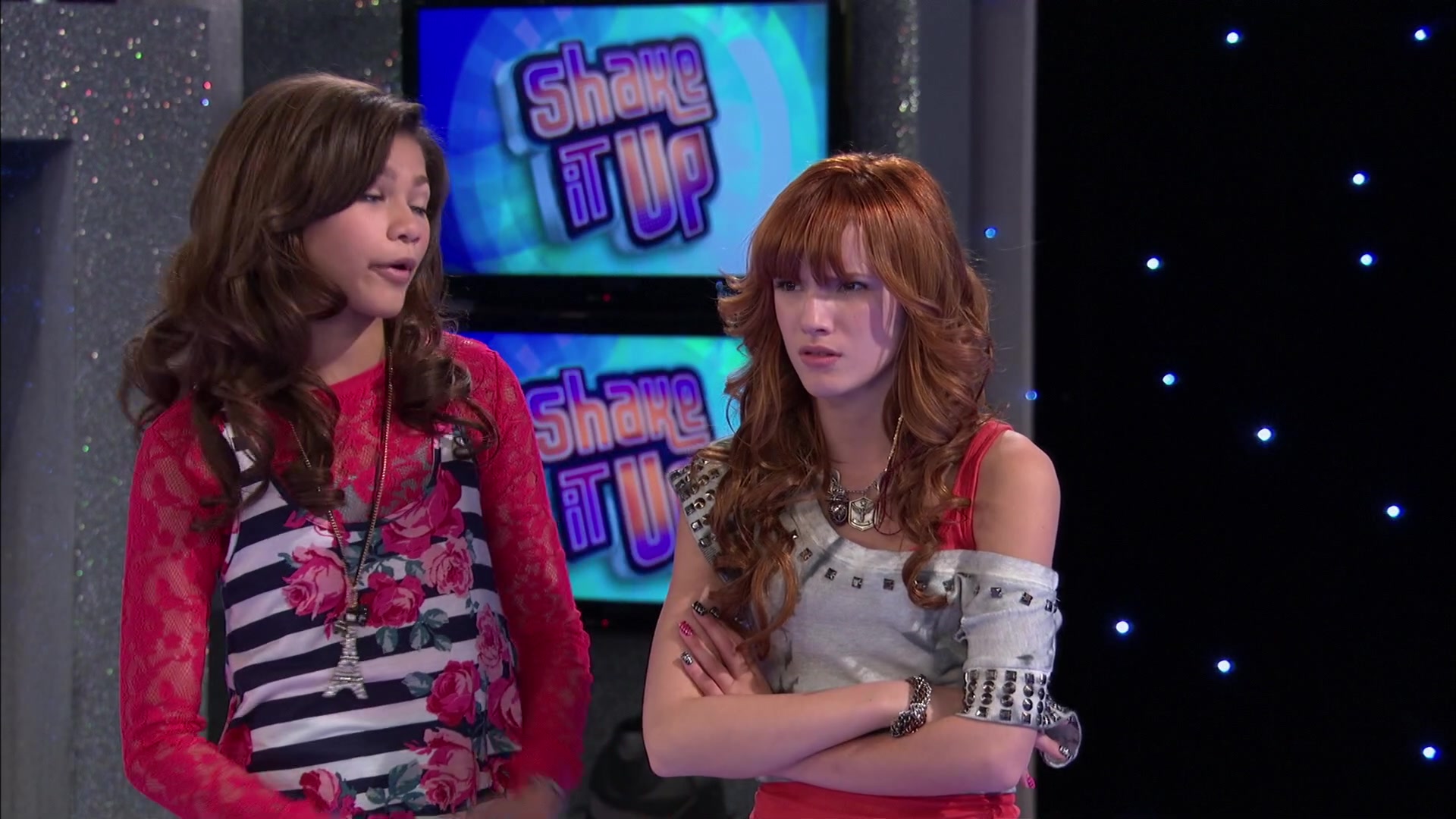 Shake_It_Up_S02E01_Shrink_It_Up_1080p_BTD_001674.jpg Shake_It_Up_S02E01_Shrink_It_Up_1080p_BTD_001674.jpg