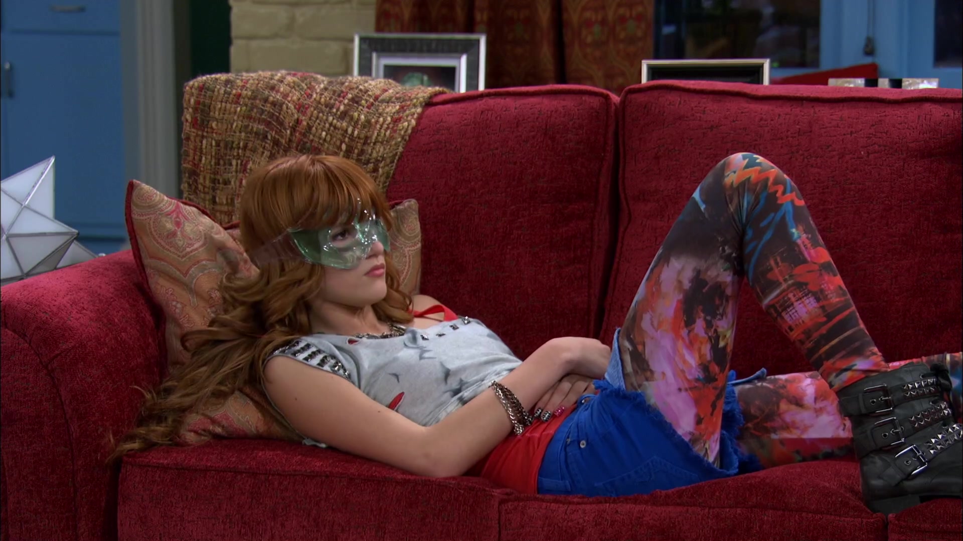 Shake_It_Up_S02E01_Shrink_It_Up_1080p_BTD_002115.jpg Shake_It_Up_S02E01_Shrink_It_Up_1080p_BTD_002115.jpg