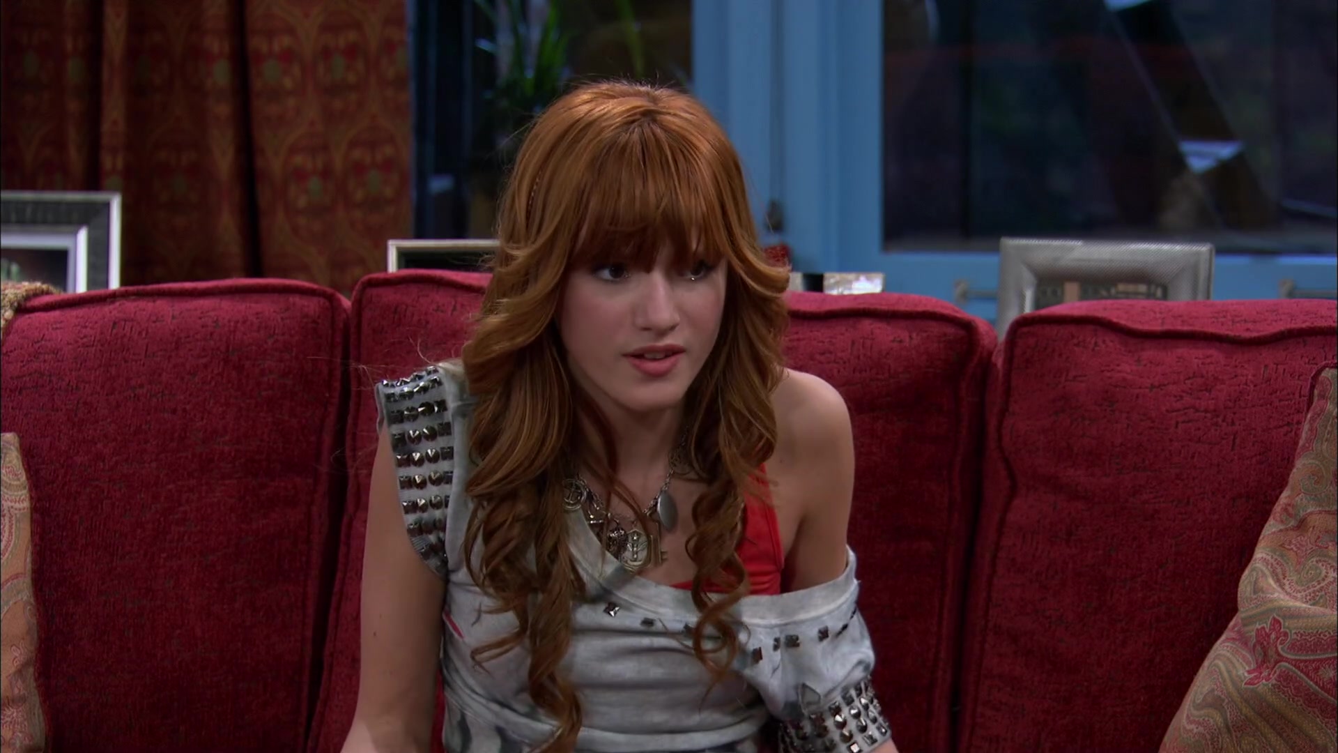 Shake_It_Up_S02E01_Shrink_It_Up_1080p_BTD_002200.jpg Shake_It_Up_S02E01_Shrink_It_Up_1080p_BTD_002200.jpg