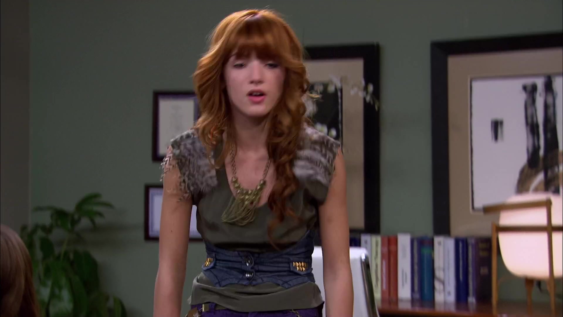 Shake_It_Up_S02E01_Shrink_It_Up_1080p_BTD_002544.jpg Shake_It_Up_S02E01_Shrink_It_Up_1080p_BTD_002544.jpg