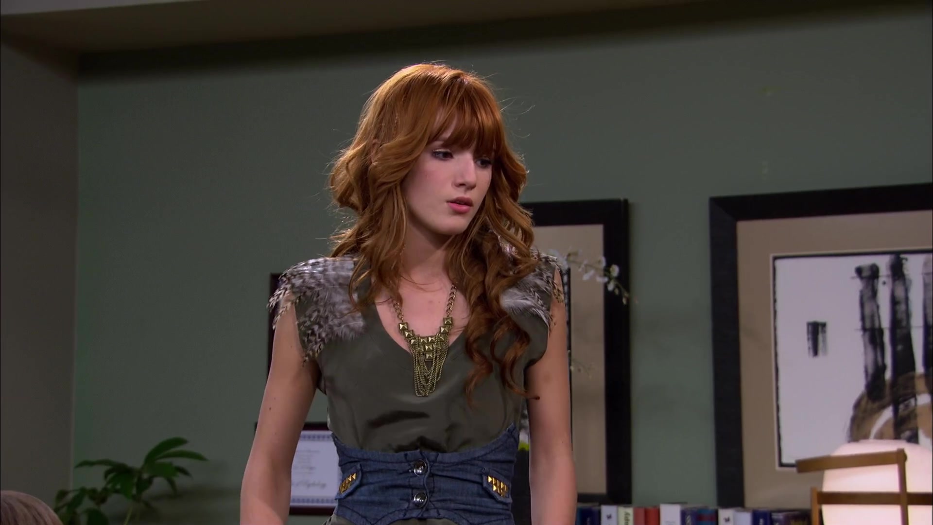 Shake_It_Up_S02E01_Shrink_It_Up_1080p_BTD_002546.jpg Shake_It_Up_S02E01_Shrink_It_Up_1080p_BTD_002546.jpg