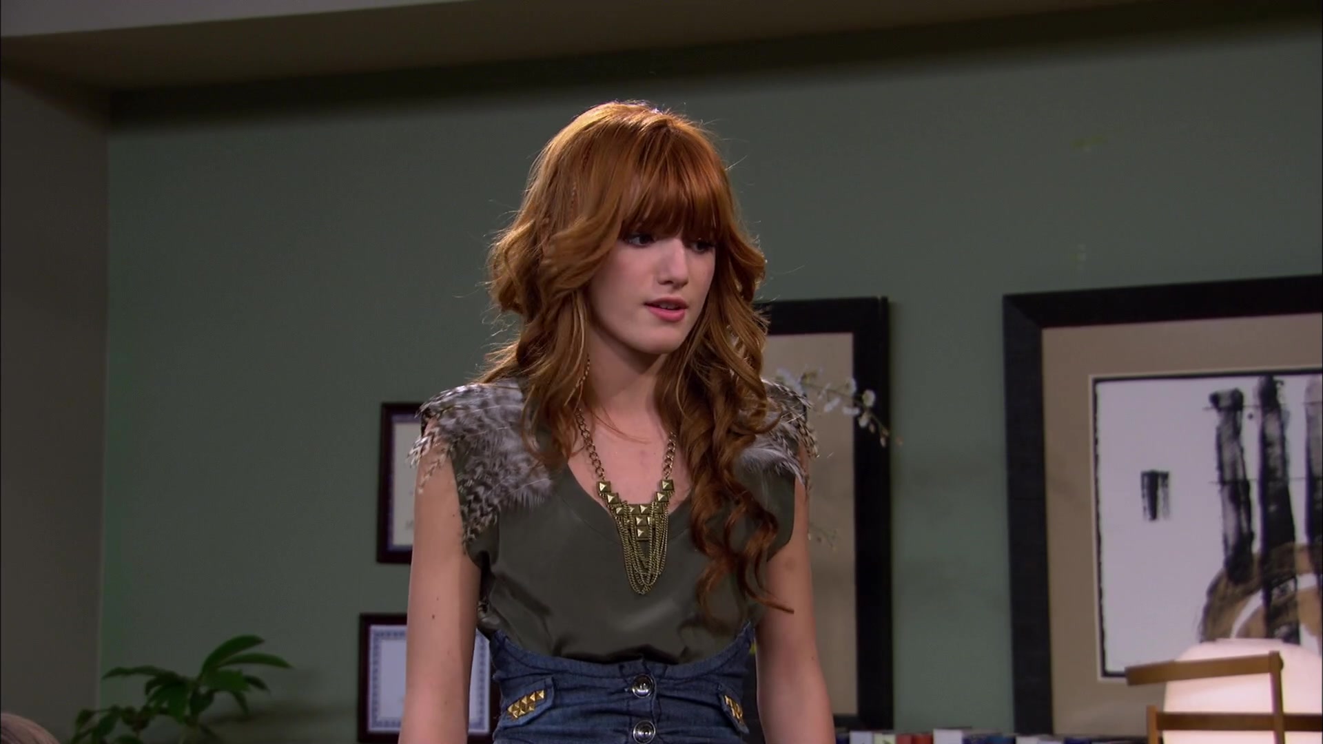 Shake_It_Up_S02E01_Shrink_It_Up_1080p_BTD_002551.jpg