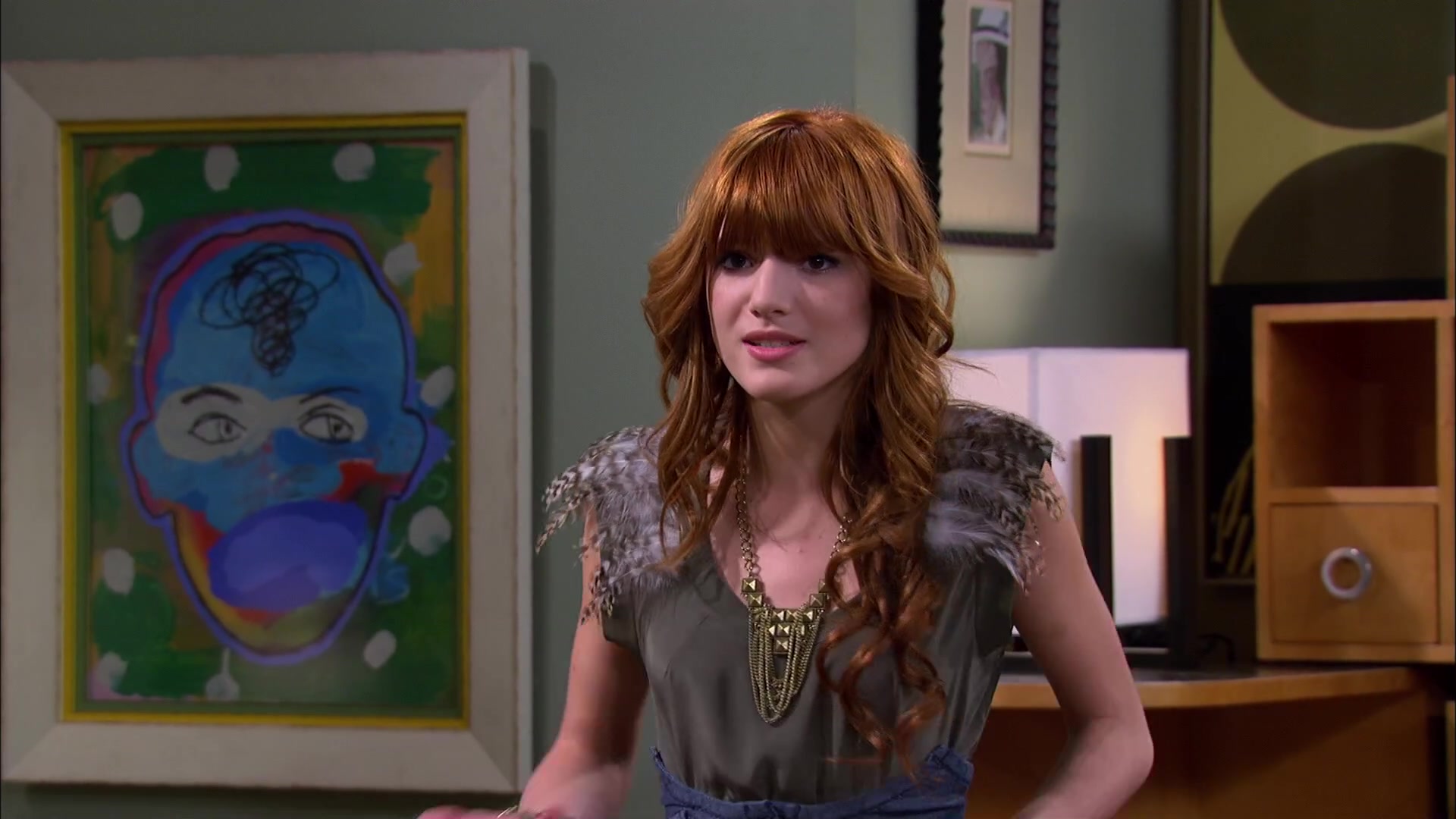Shake_It_Up_S02E01_Shrink_It_Up_1080p_BTD_002562.jpg