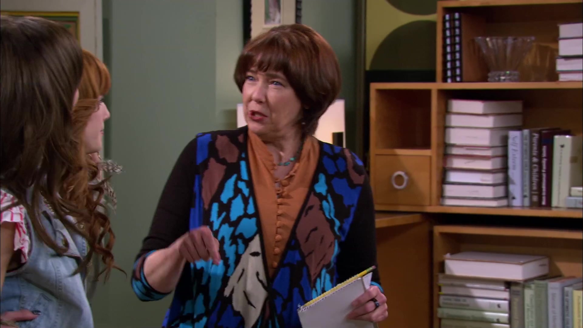 Shake_It_Up_S02E01_Shrink_It_Up_1080p_BTD_002822.jpg Shake_It_Up_S02E01_Shrink_It_Up_1080p_BTD_002822.jpg