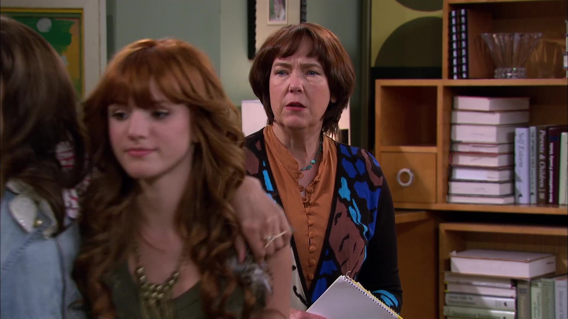 Shake_It_Up_S02E01_Shrink_It_Up_1080p_BTD_002844.jpg Shake_It_Up_S02E01_Shrink_It_Up_1080p_BTD_002844.jpg