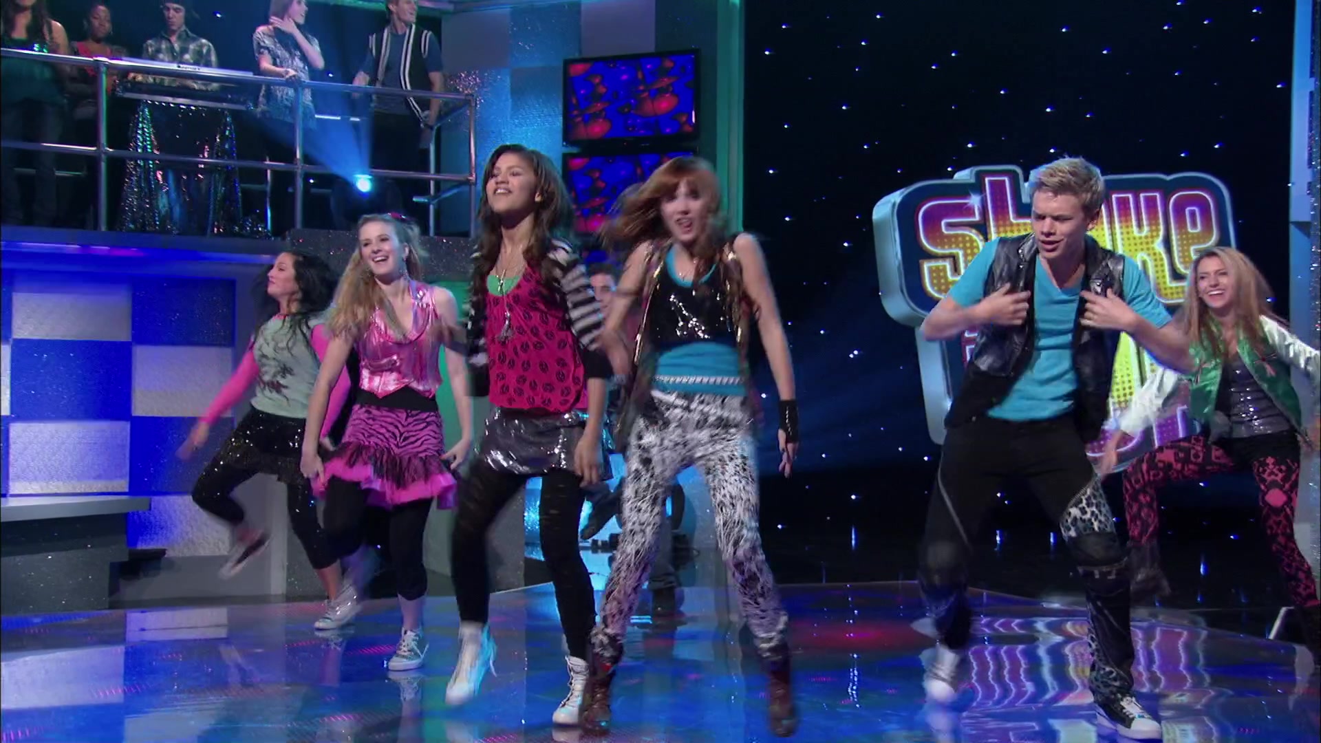 Shake_It_Up_S02E01_Shrink_It_Up_1080p_BTD_002885.jpg Shake_It_Up_S02E01_Shrink_It_Up_1080p_BTD_002885.jpg