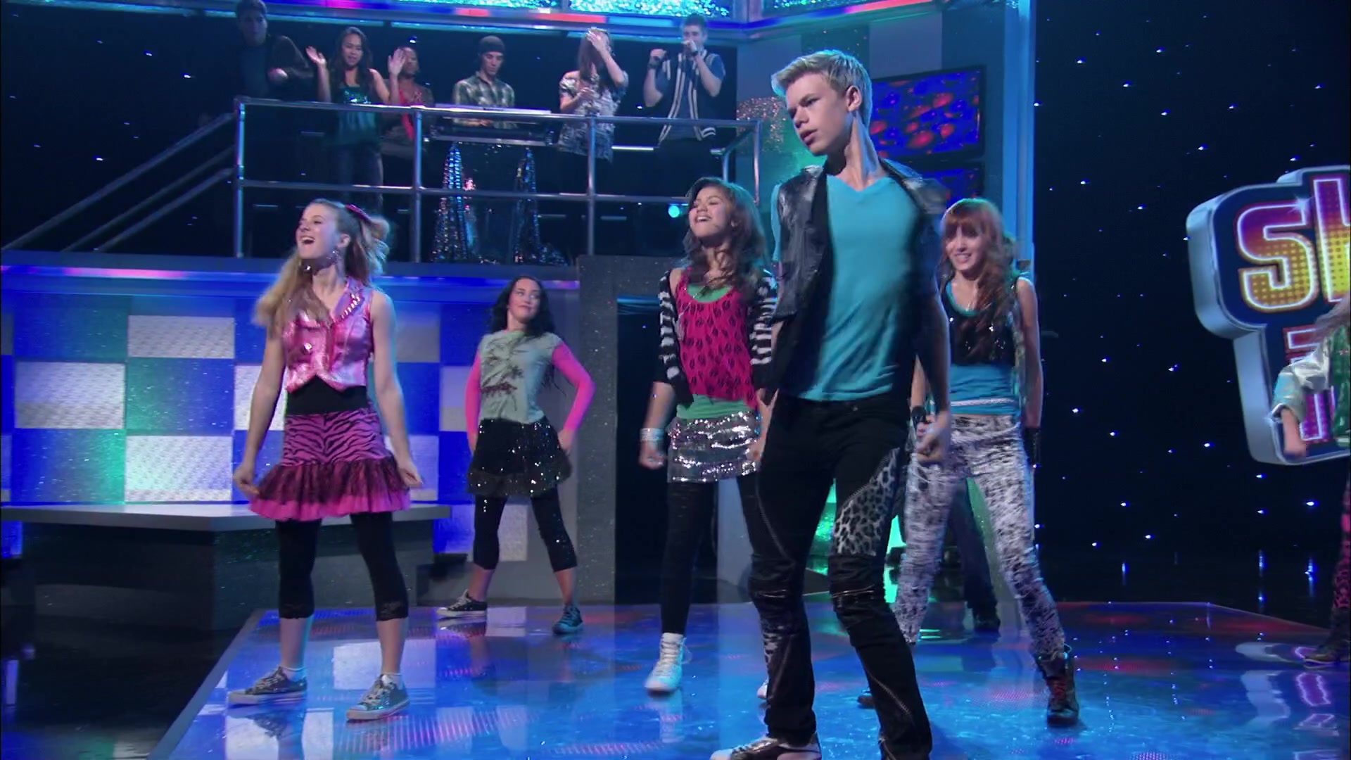 Shake_It_Up_S02E01_Shrink_It_Up_1080p_BTD_002891.jpg Shake_It_Up_S02E01_Shrink_It_Up_1080p_BTD_002891.jpg