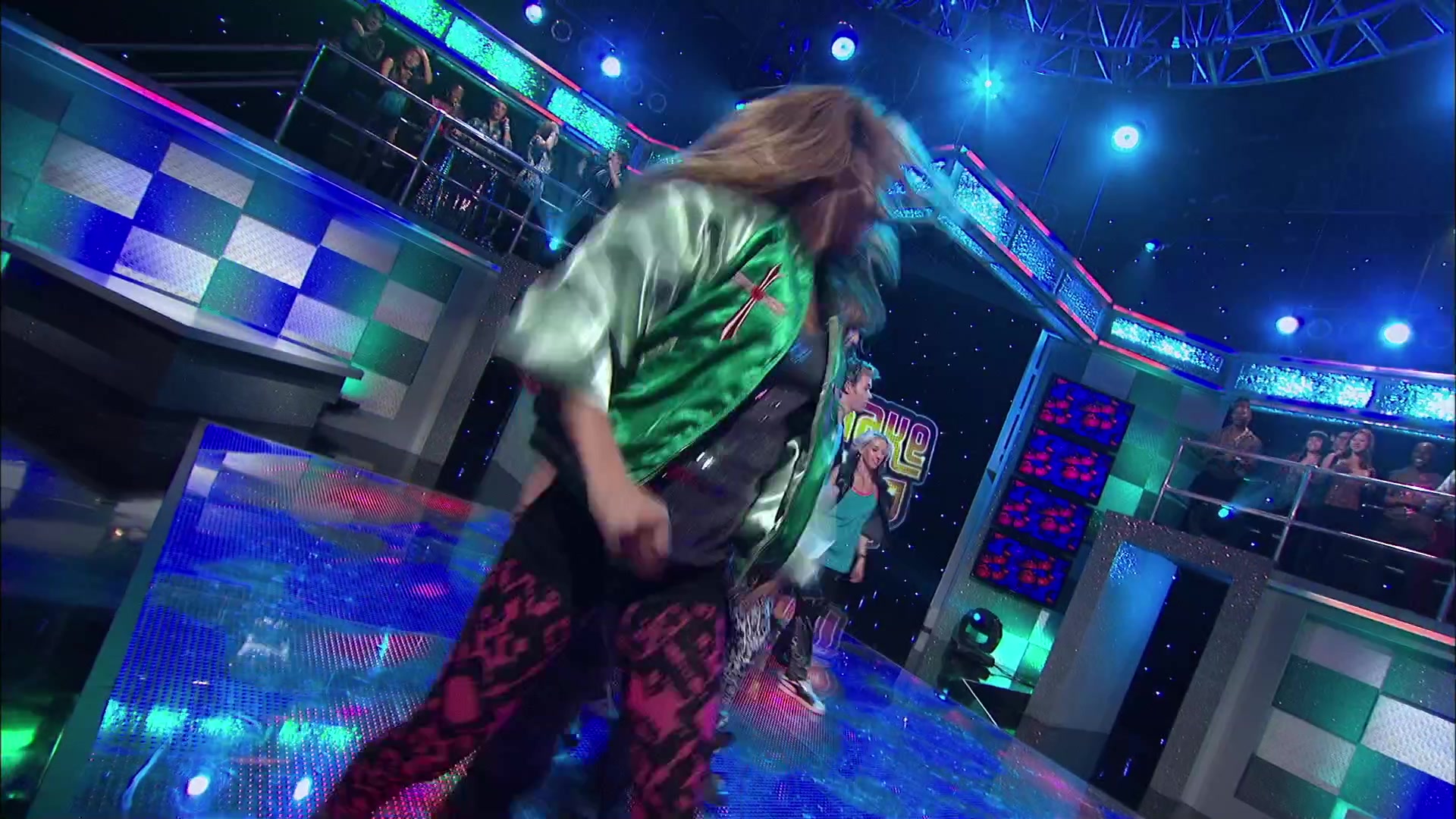 Shake_It_Up_S02E01_Shrink_It_Up_1080p_BTD_002932.jpg Shake_It_Up_S02E01_Shrink_It_Up_1080p_BTD_002932.jpg