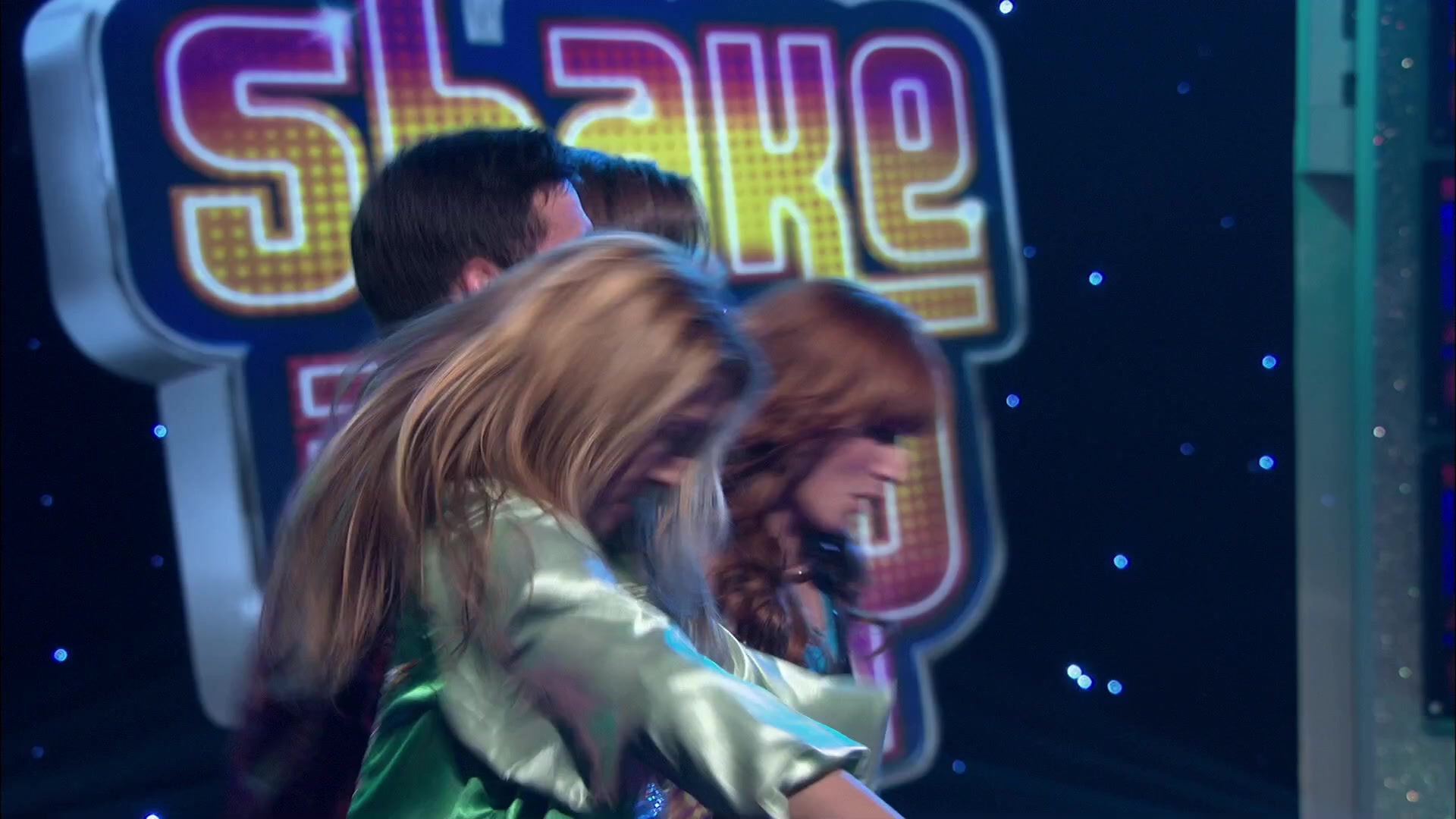 Shake_It_Up_S02E01_Shrink_It_Up_1080p_BTD_002933.jpg Shake_It_Up_S02E01_Shrink_It_Up_1080p_BTD_002933.jpg