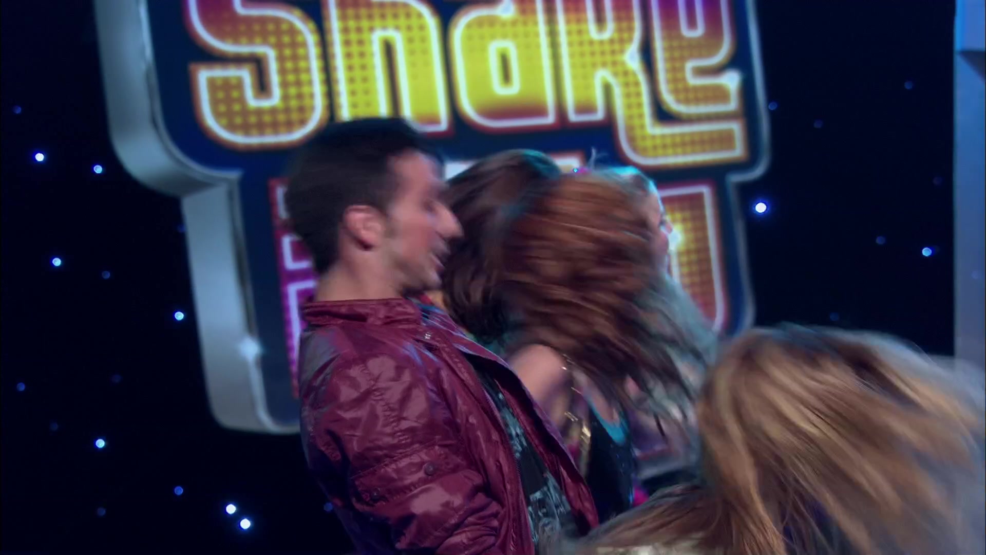 Shake_It_Up_S02E01_Shrink_It_Up_1080p_BTD_002936.jpg