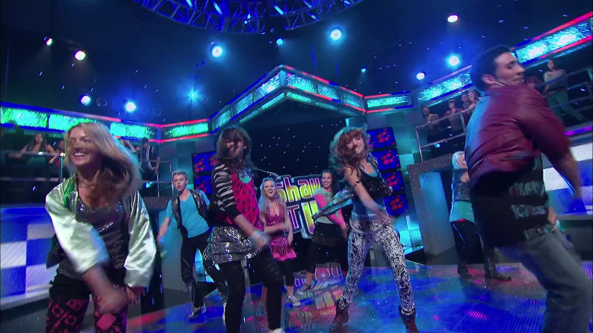 Shake_It_Up_S02E01_Shrink_It_Up_1080p_BTD_002953.jpg