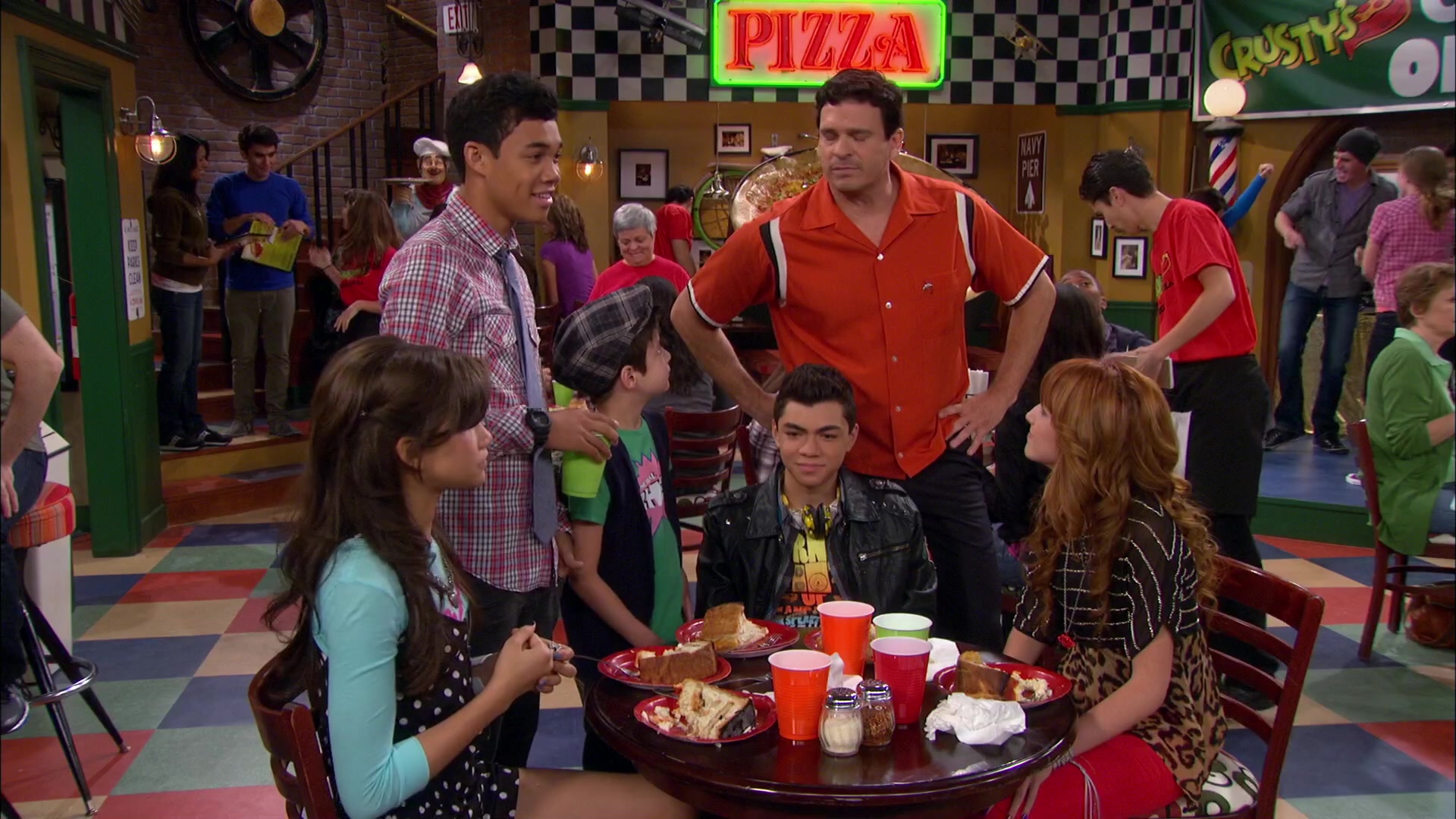 Shake_It_Up_S02E03_Shake_It_Up2C_Up_and_Away_1080p_BTD_000665.jpg Shake_It_Up_S02E03_Shake_It_Up2C_Up_and_Away_1080p_BTD_000665.jpg