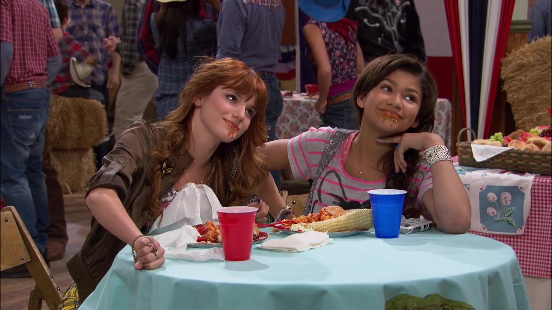 Shake_It_Up_S02E03_Shake_It_Up2C_Up_and_Away_1080p_BTD_004025.jpg Shake_It_Up_S02E03_Shake_It_Up2C_Up_and_Away_1080p_BTD_004025.jpg
