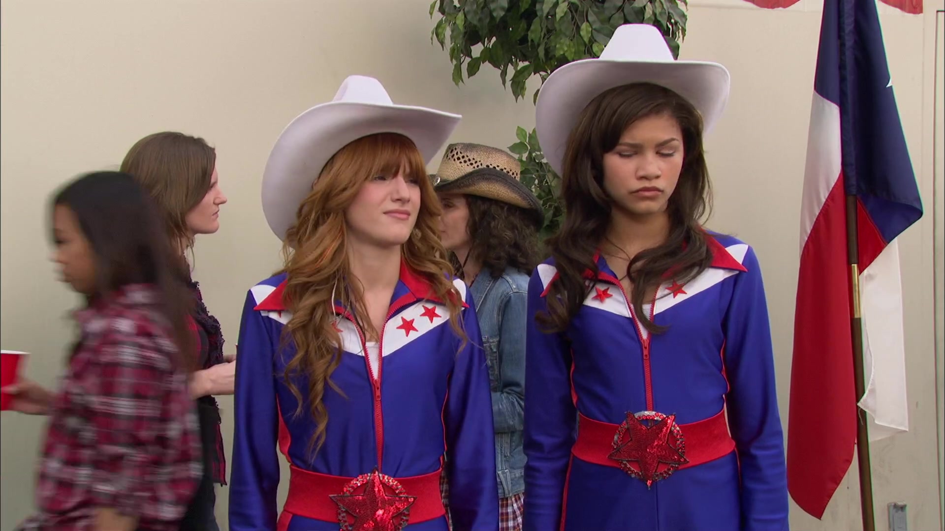 Shake_It_Up_S02E03_Shake_It_Up2C_Up_and_Away_1080p_BTD_005188.jpg Shake_It_Up_S02E03_Shake_It_Up2C_Up_and_Away_1080p_BTD_005188.jpg