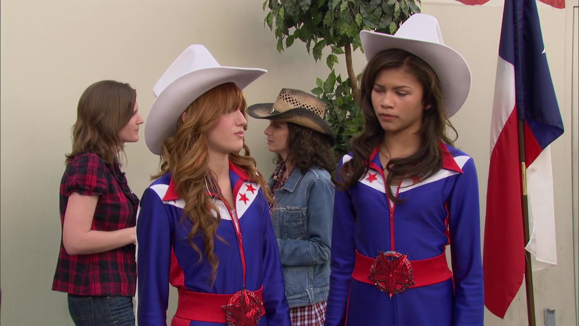 Shake_It_Up_S02E03_Shake_It_Up2C_Up_and_Away_1080p_BTD_005191.jpg