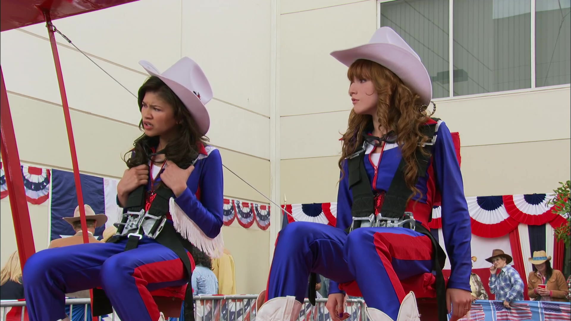 Shake_It_Up_S02E03_Shake_It_Up2C_Up_and_Away_1080p_BTD_005795.jpg