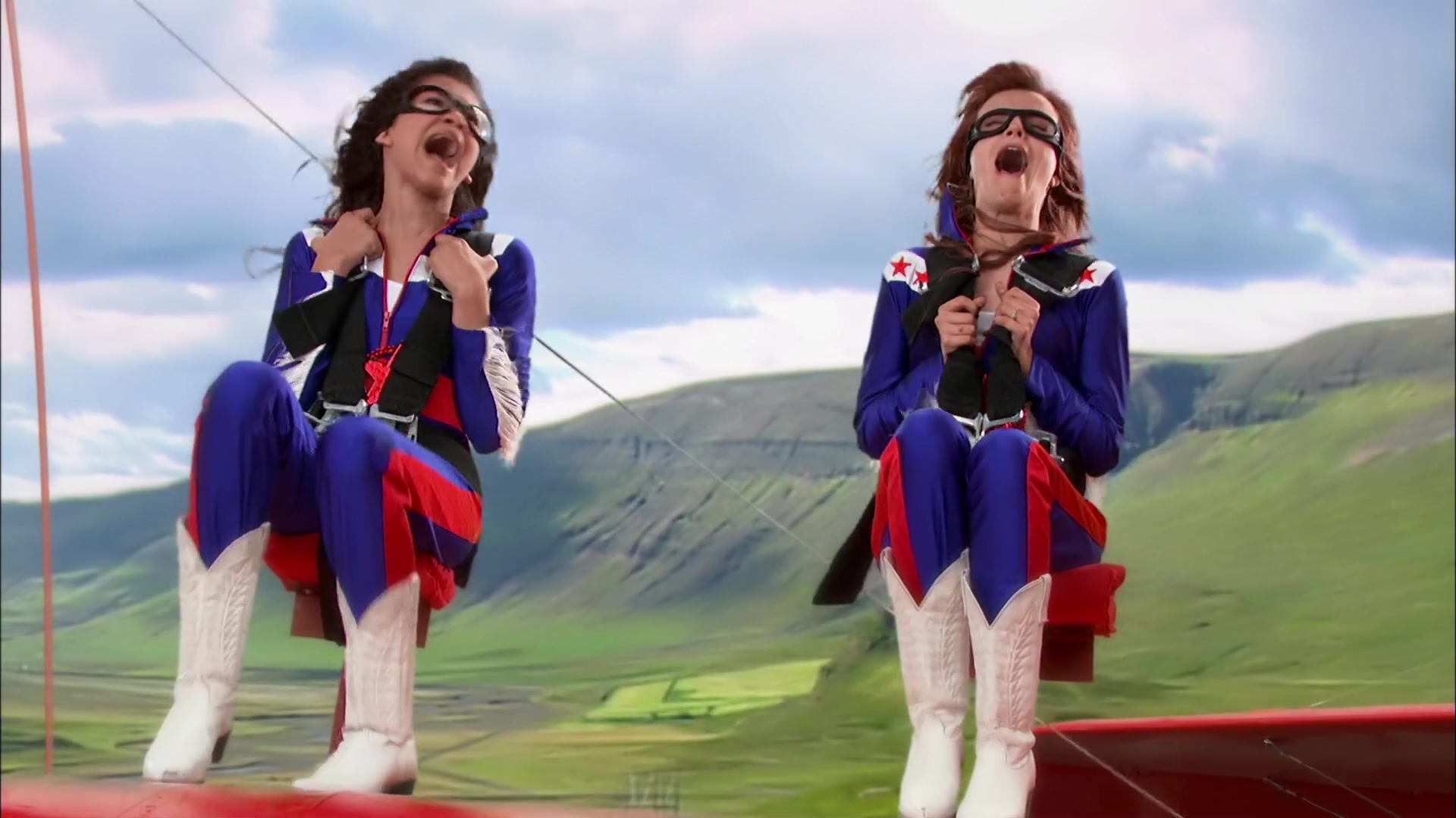 Shake_It_Up_S02E03_Shake_It_Up2C_Up_and_Away_1080p_BTD_005908.jpg