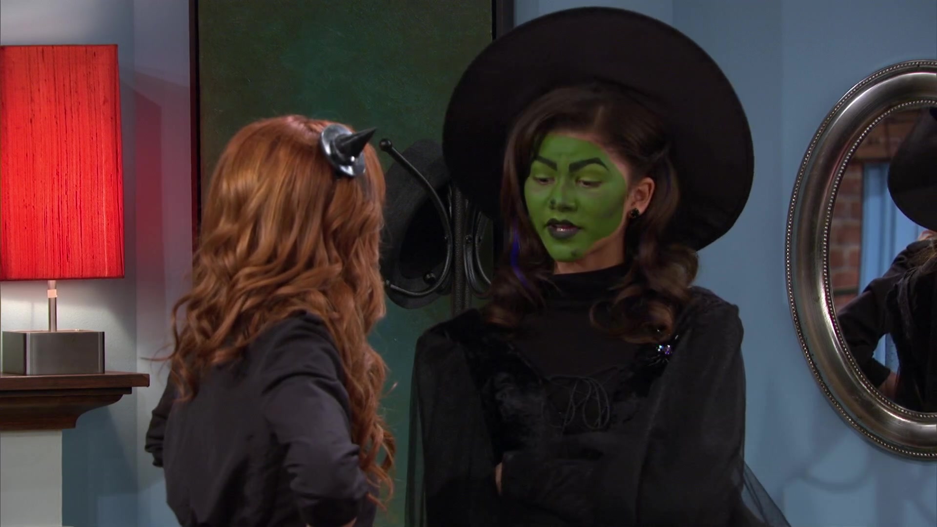Shake_It_Up_S02E04_Beam_It_Up_1080p_BTD_000143.jpg Shake_It_Up_S02E04_Beam_It_Up_1080p_BTD_000143.jpg