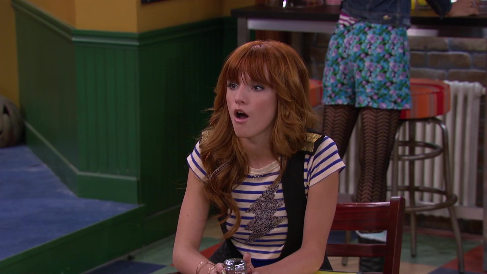 Shake_It_Up_S02E04_Beam_It_Up_1080p_BTD_001615.jpg Shake_It_Up_S02E04_Beam_It_Up_1080p_BTD_001615.jpg